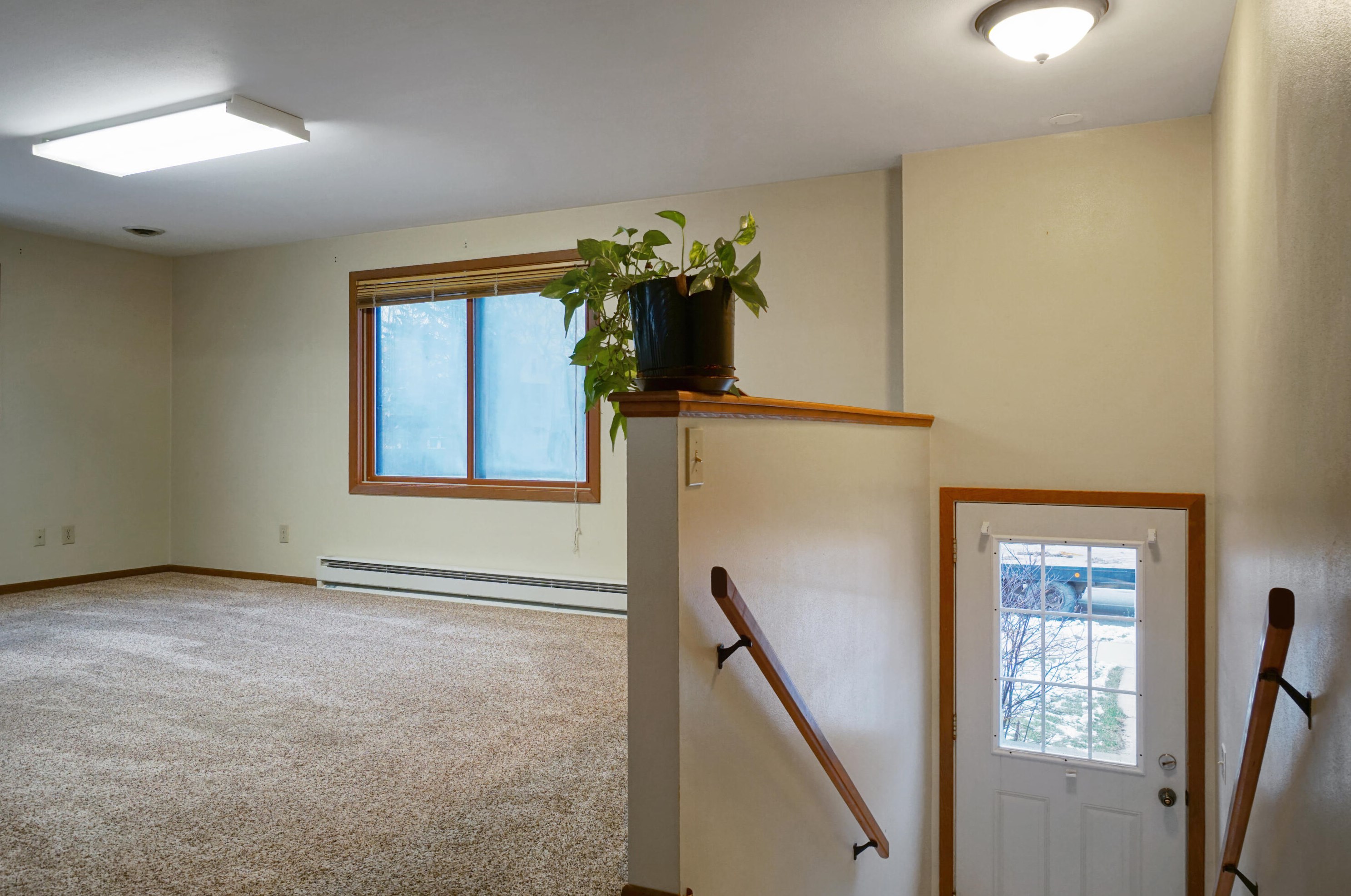 544 Main St, Belgium, WI 53004-9503