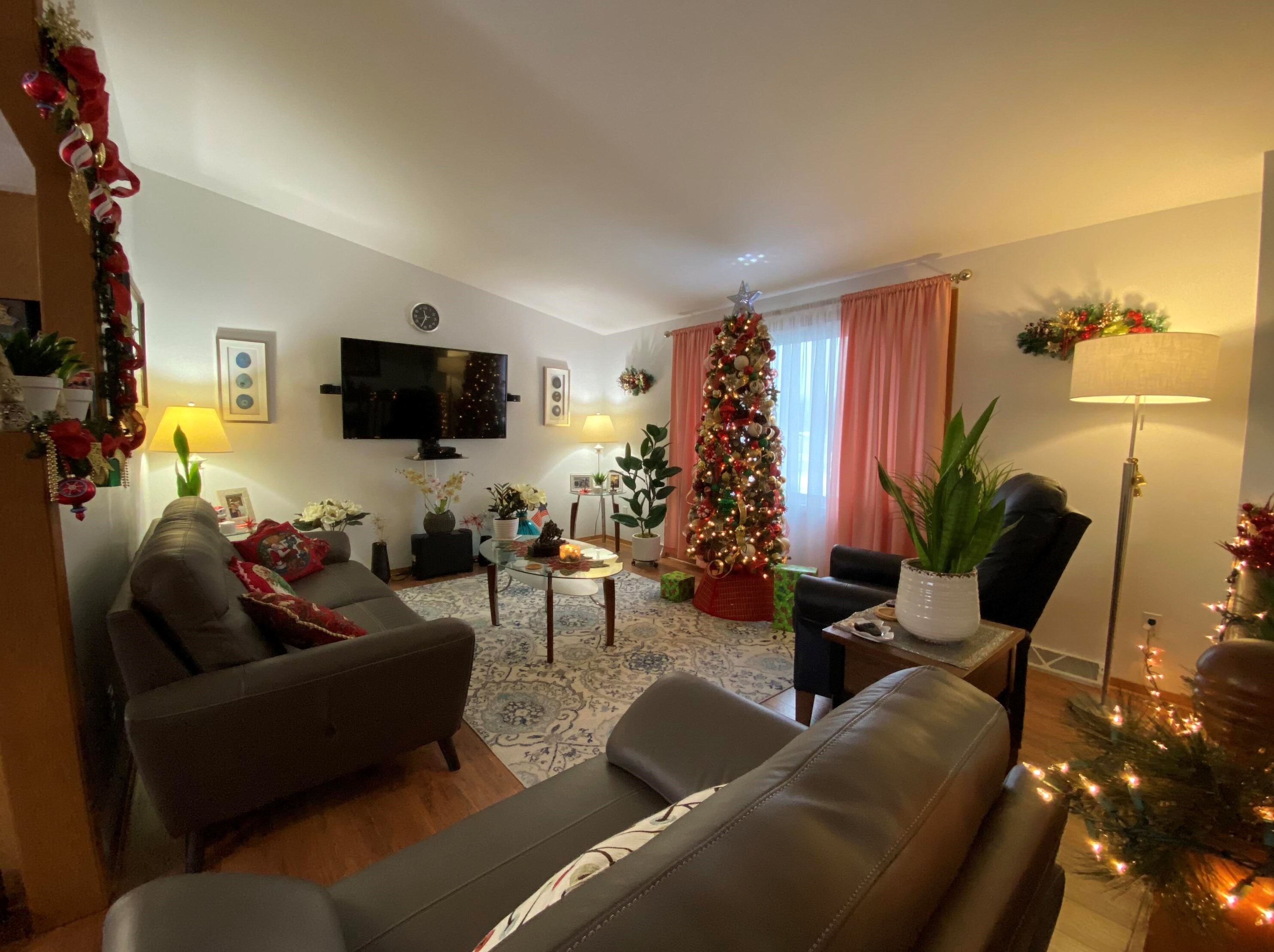 1424 Grand Ave, Sheboygan, WI 53083-3927