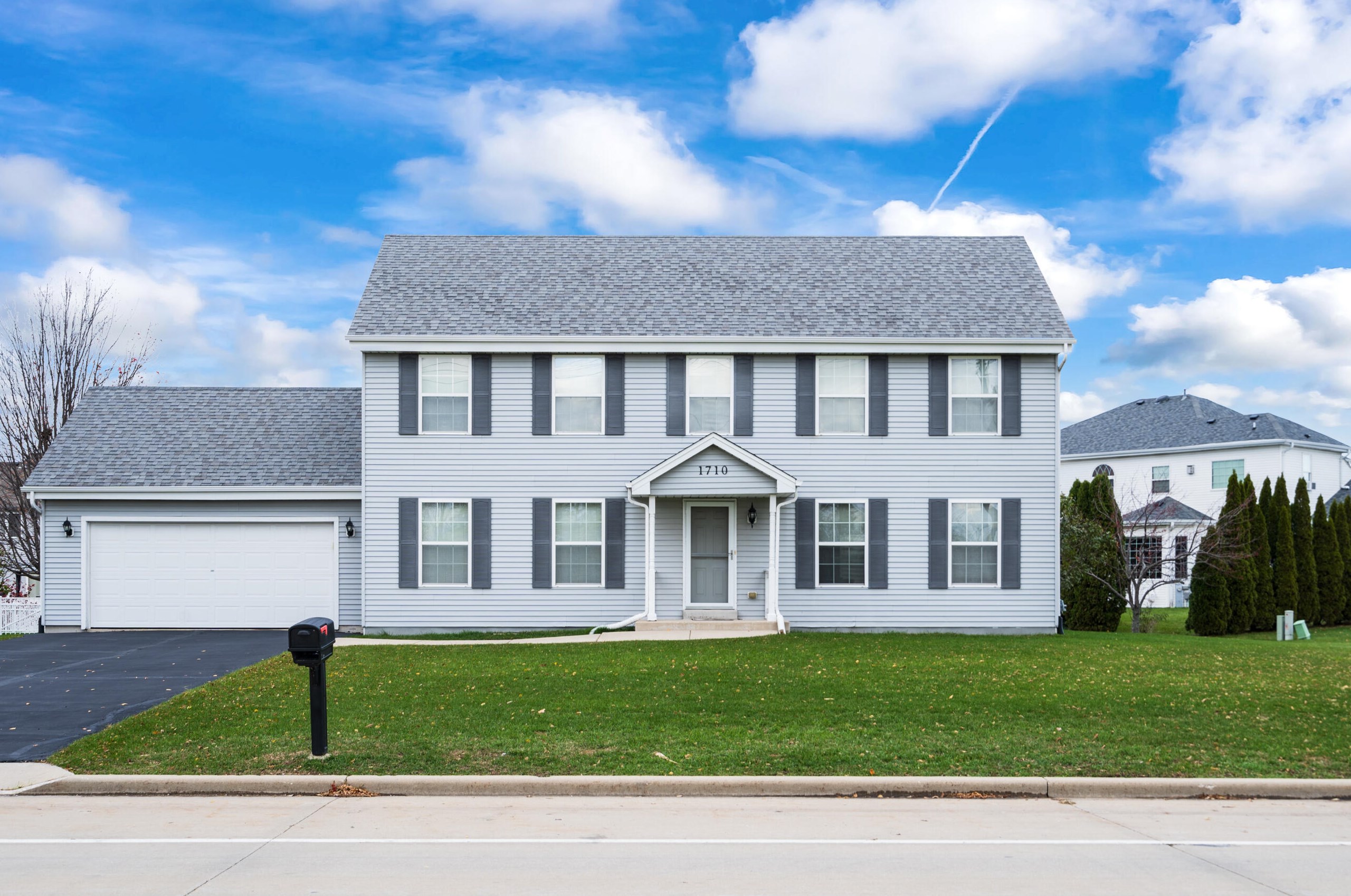 1710 5 1/2 Mile Rd, Racine, WI 53402-1508