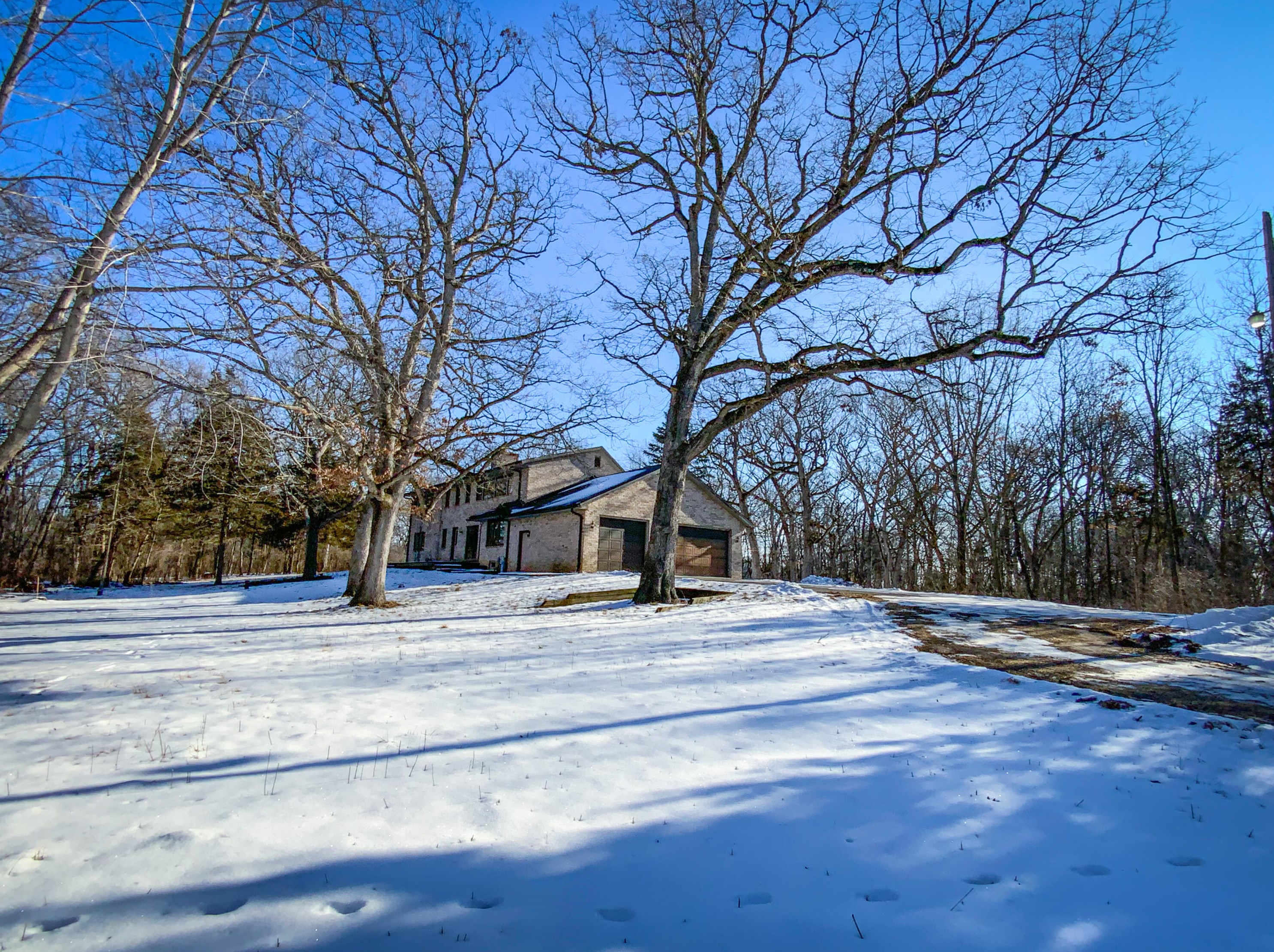 26800 Durand Ave, Kansasville, WI 53139
