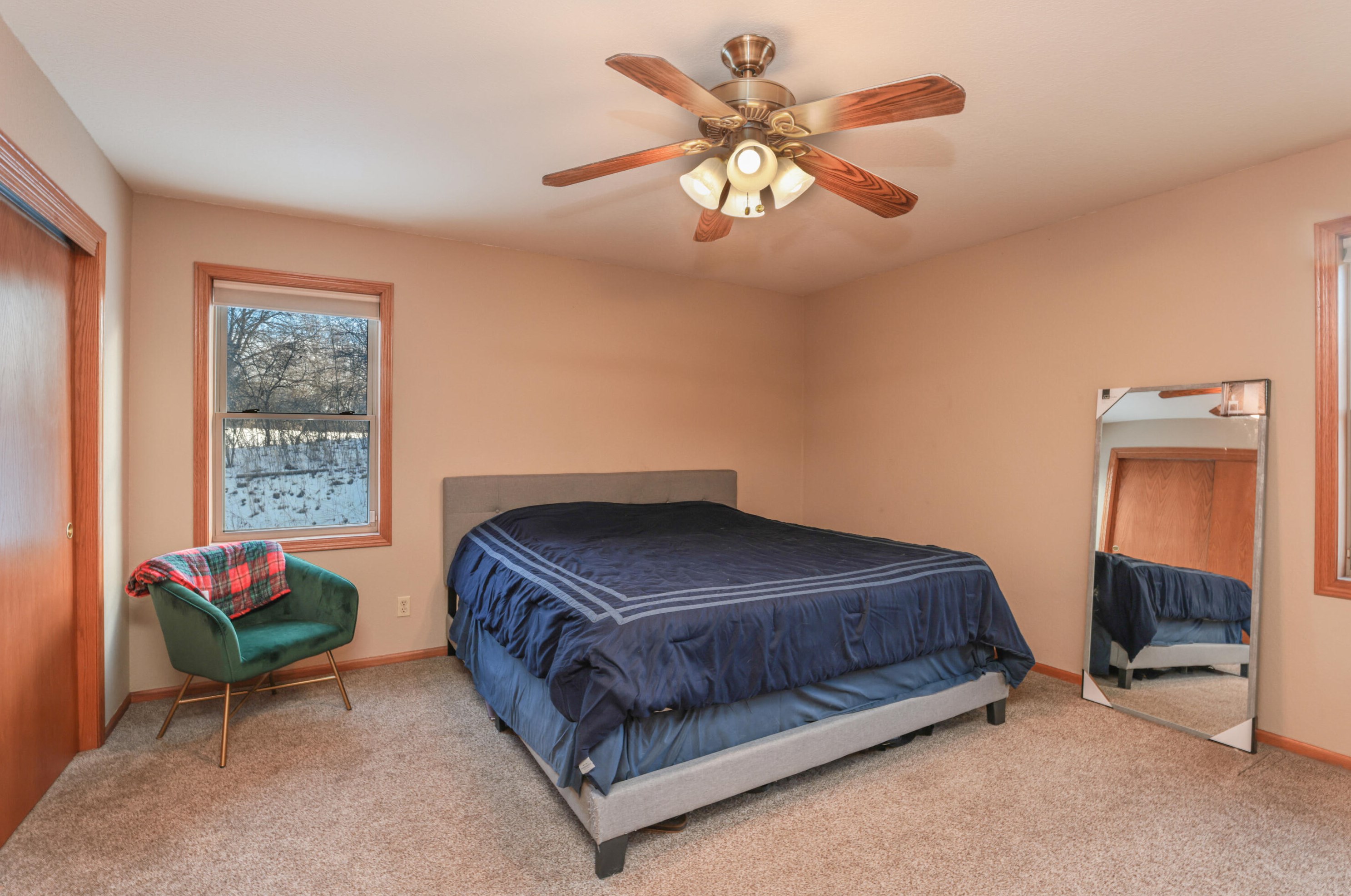 10402 Donald Dr, Oak Creek WI  53154-6749 exterior