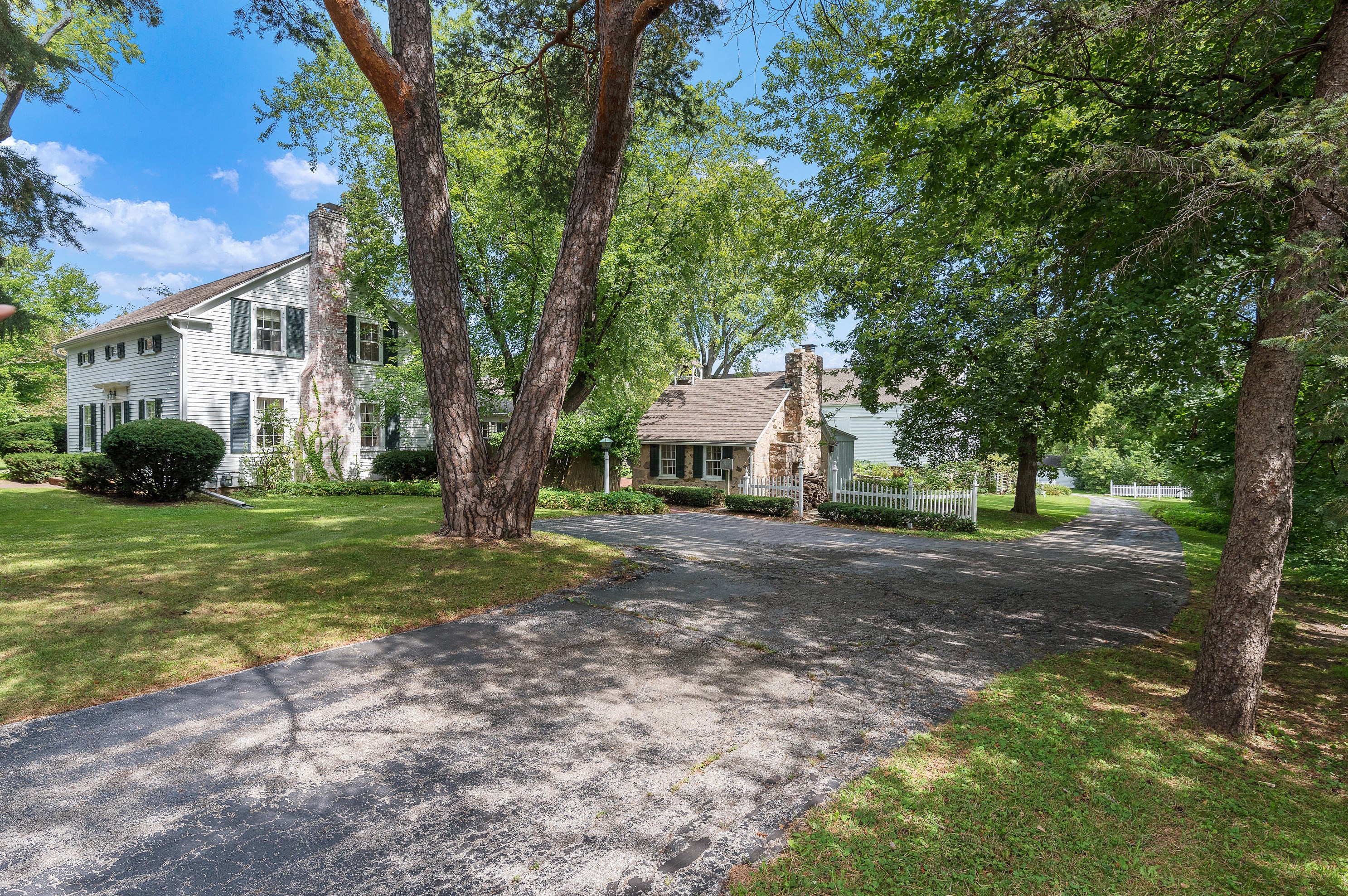 12112 N Wauwatosa Rd #12116, Thiensville, WI 53097