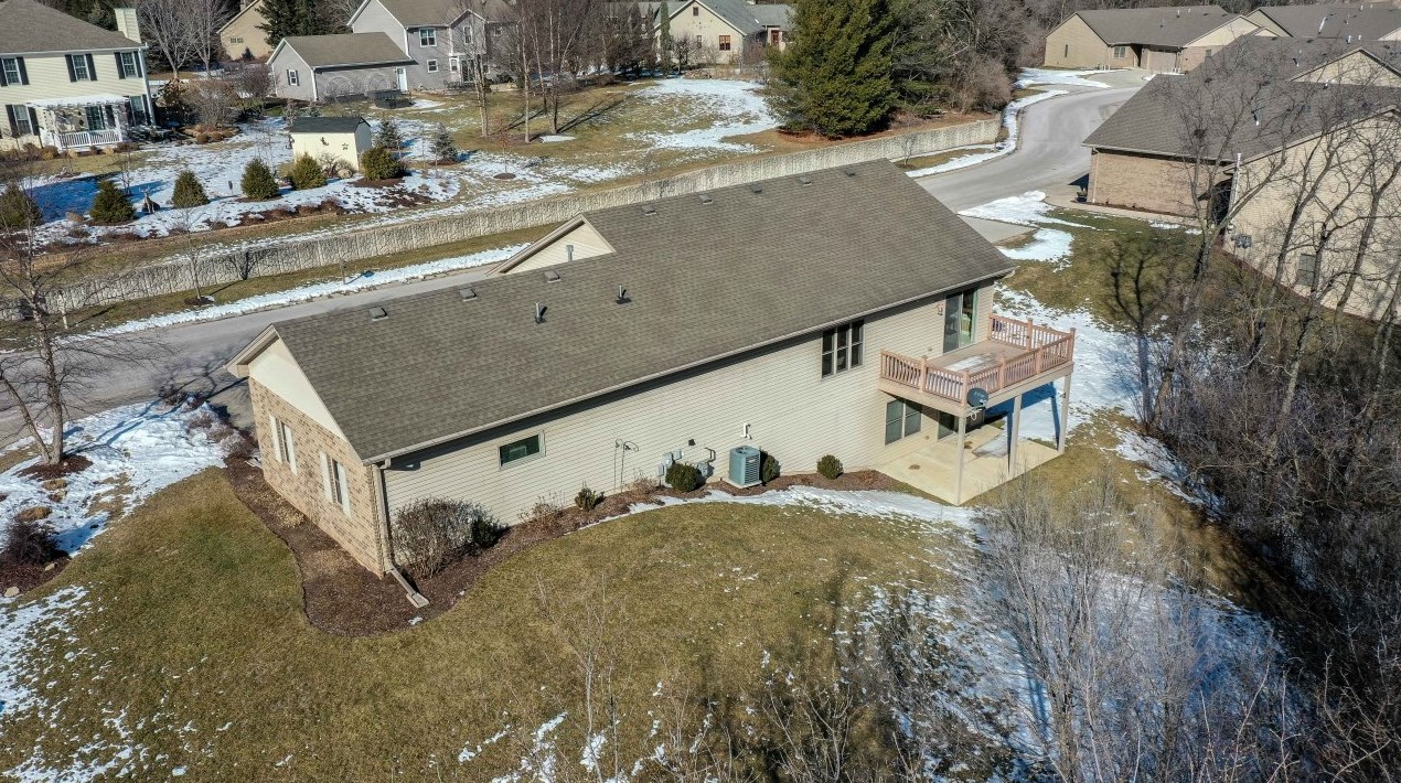 1200 Raptor Ct #33, Lyons, WI 53105