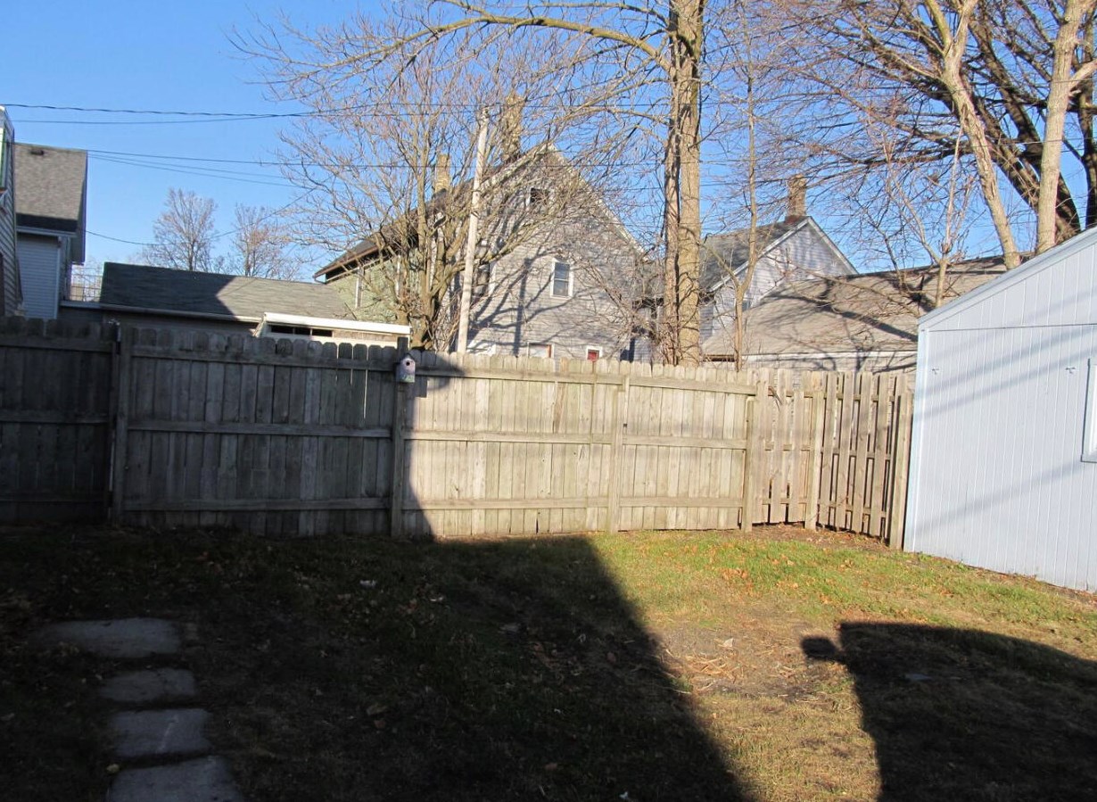 1317 11th St, Sheboygan, WI 53081-3333