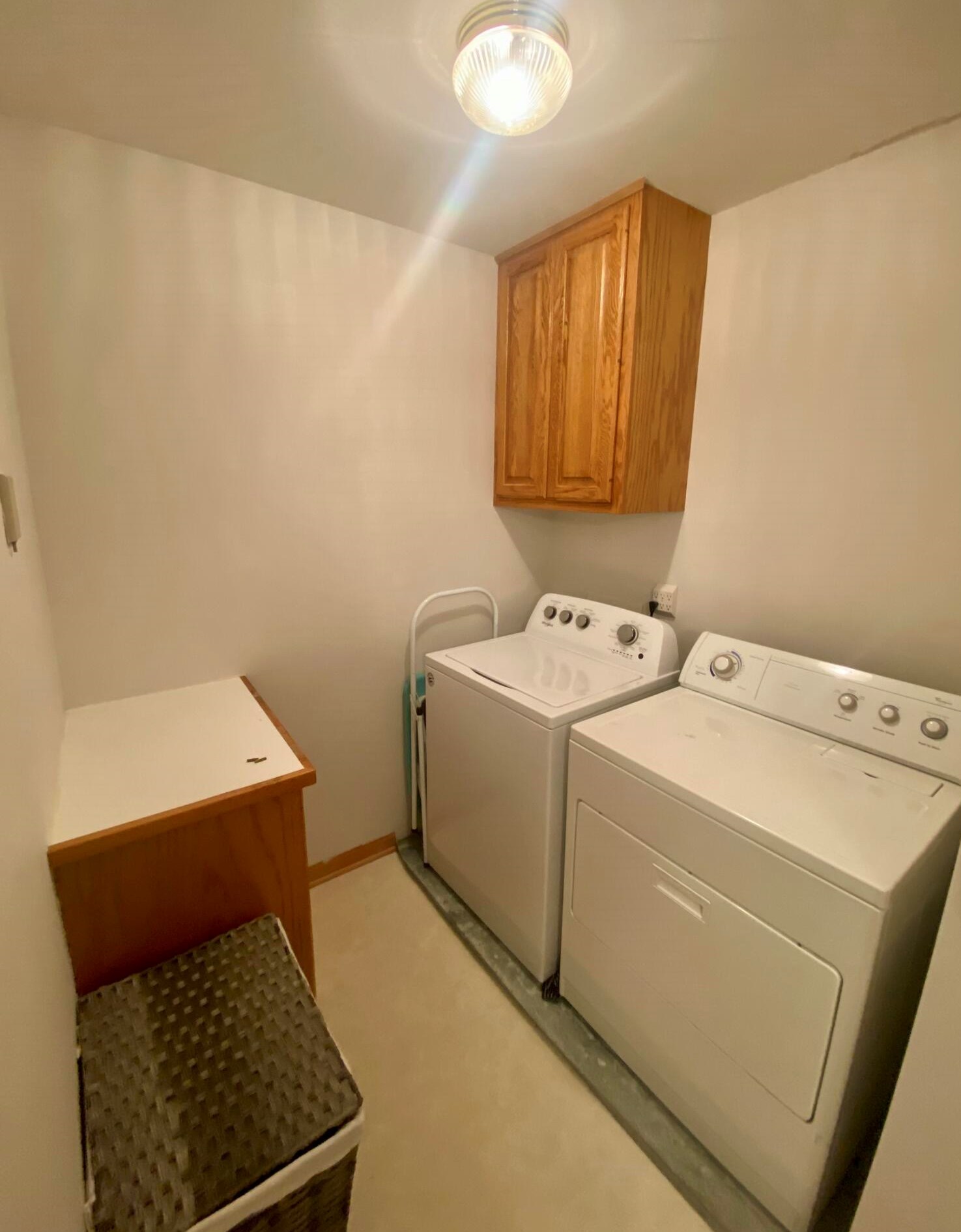617 Westfield Way, Pewaukee WI  53072-6503 exterior