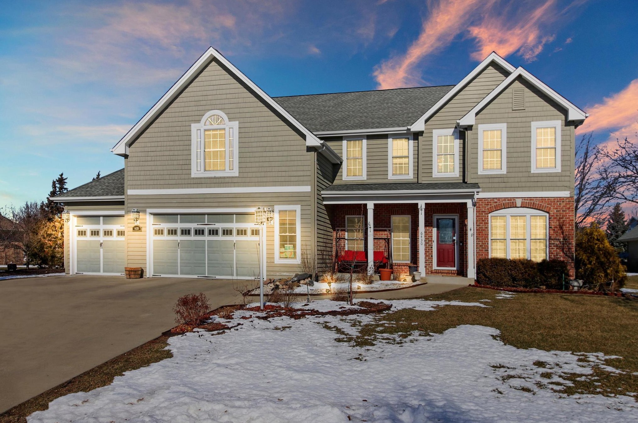 6430 Bald Eagle Rd, Racine, WI 53406-6383