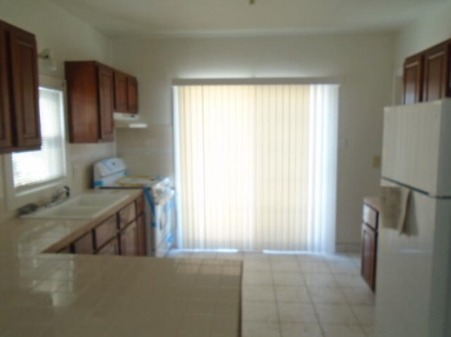 1821 Grange Ave, Racine, WI 53403-2326