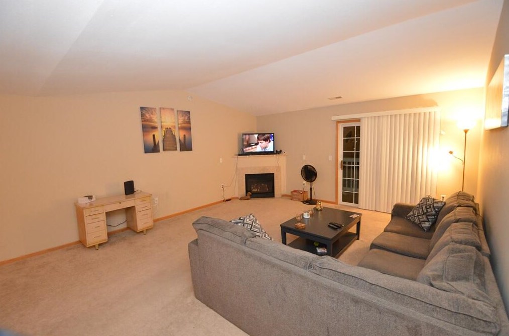 6020 S Buckhorn Ave #308, Cudahy, WI 53110