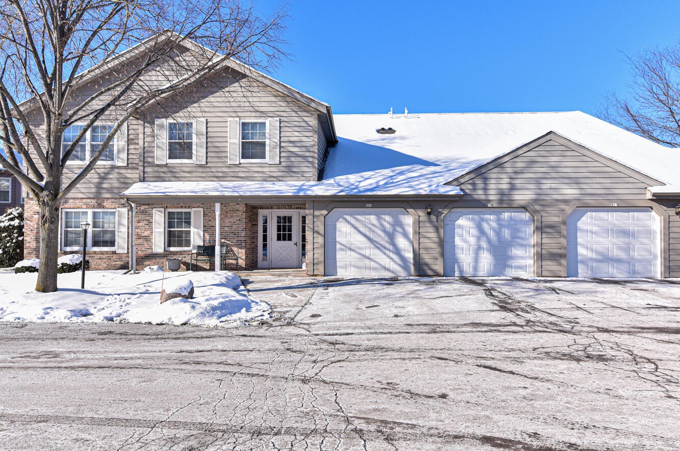 963 Dorothy Ct #6d, Lyons, WI 53105