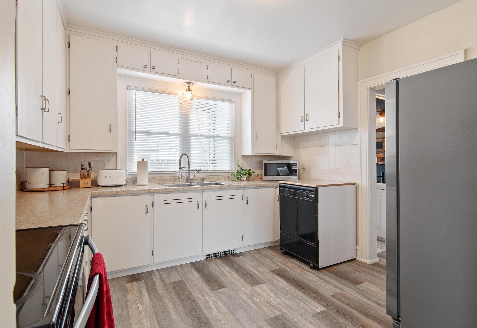 1222 Huron Ave, Sheboygan, WI 53081