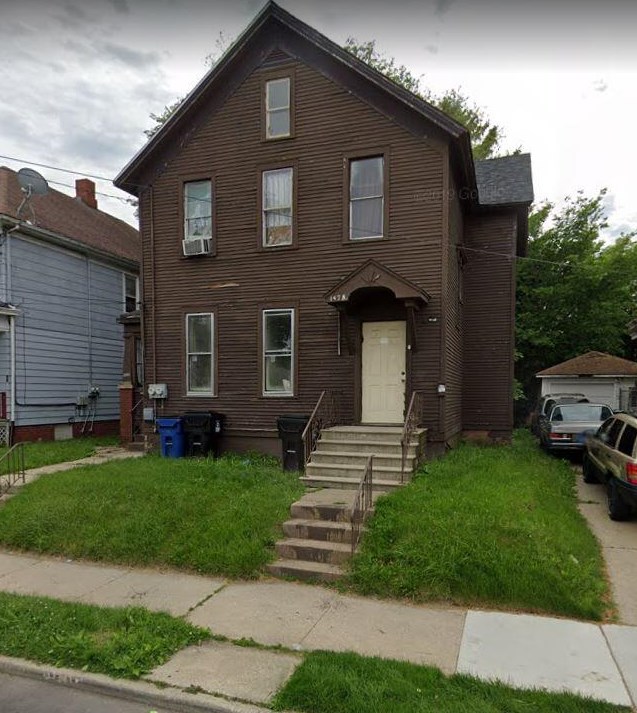 1428 Lasalle St, Racine, WI 53404-2742