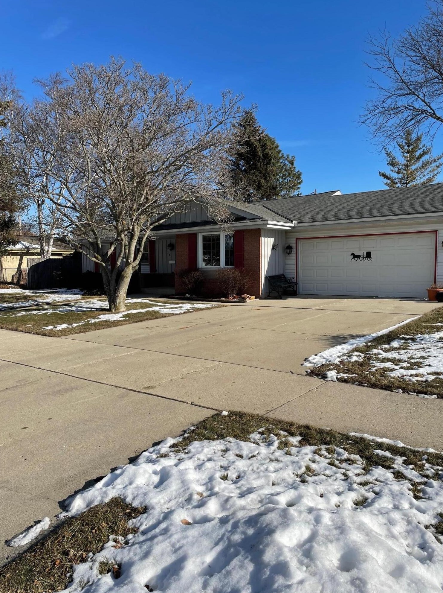 6130 S Illinois Ave, Cudahy, WI 53110