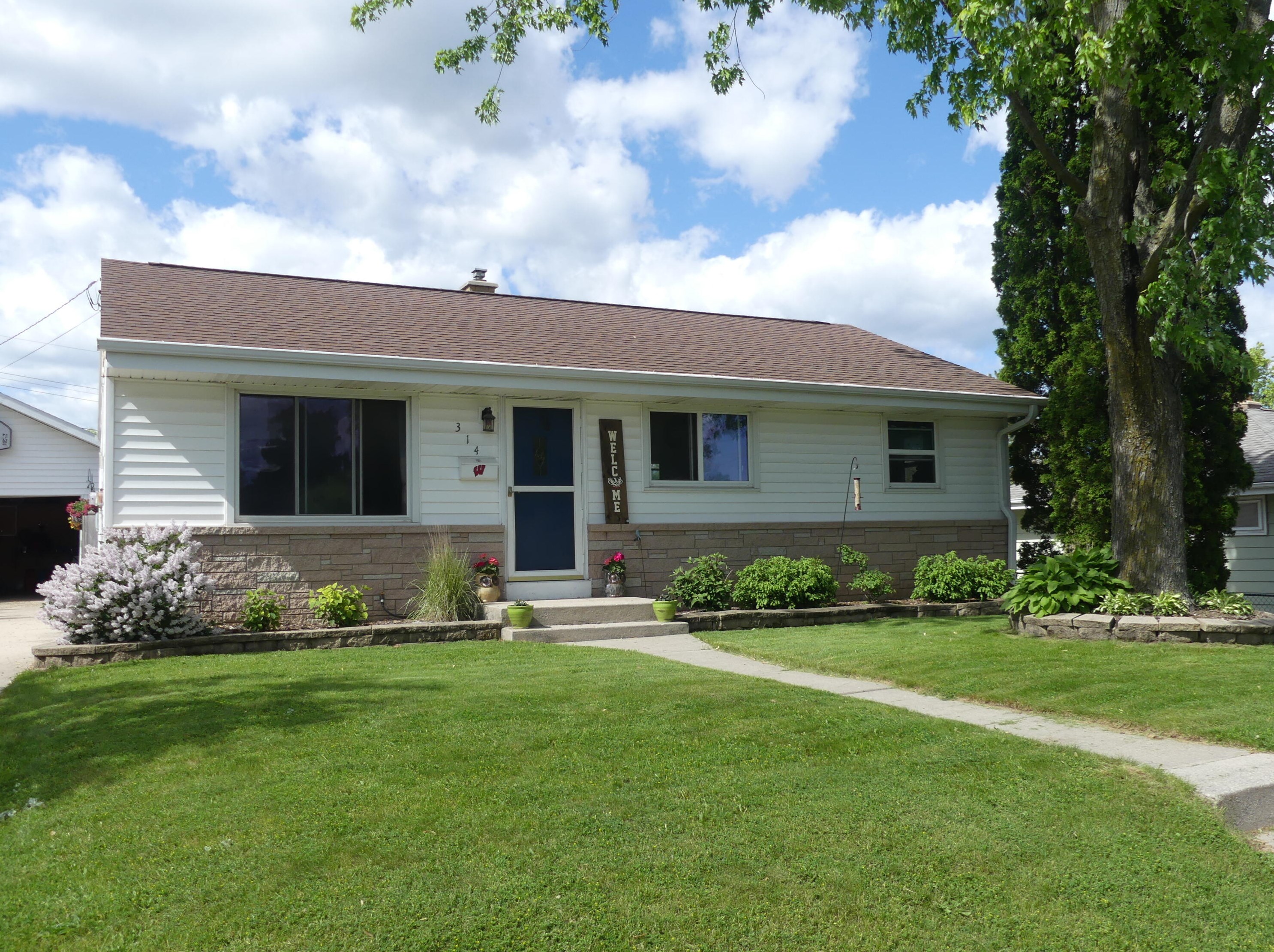 314 Beech St, Grafton, WI 53024