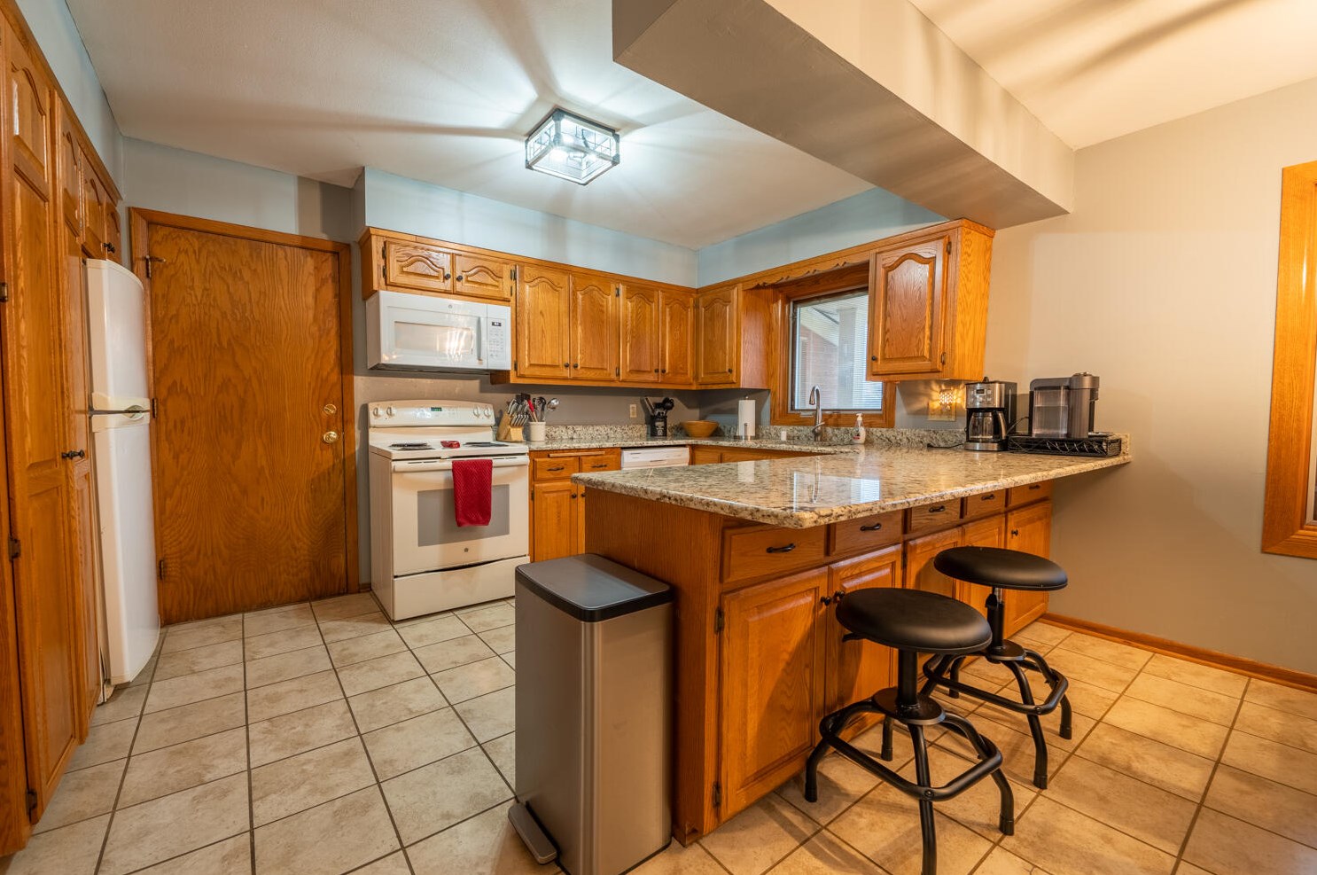 1614 2nd Ave, Grafton, WI 53024