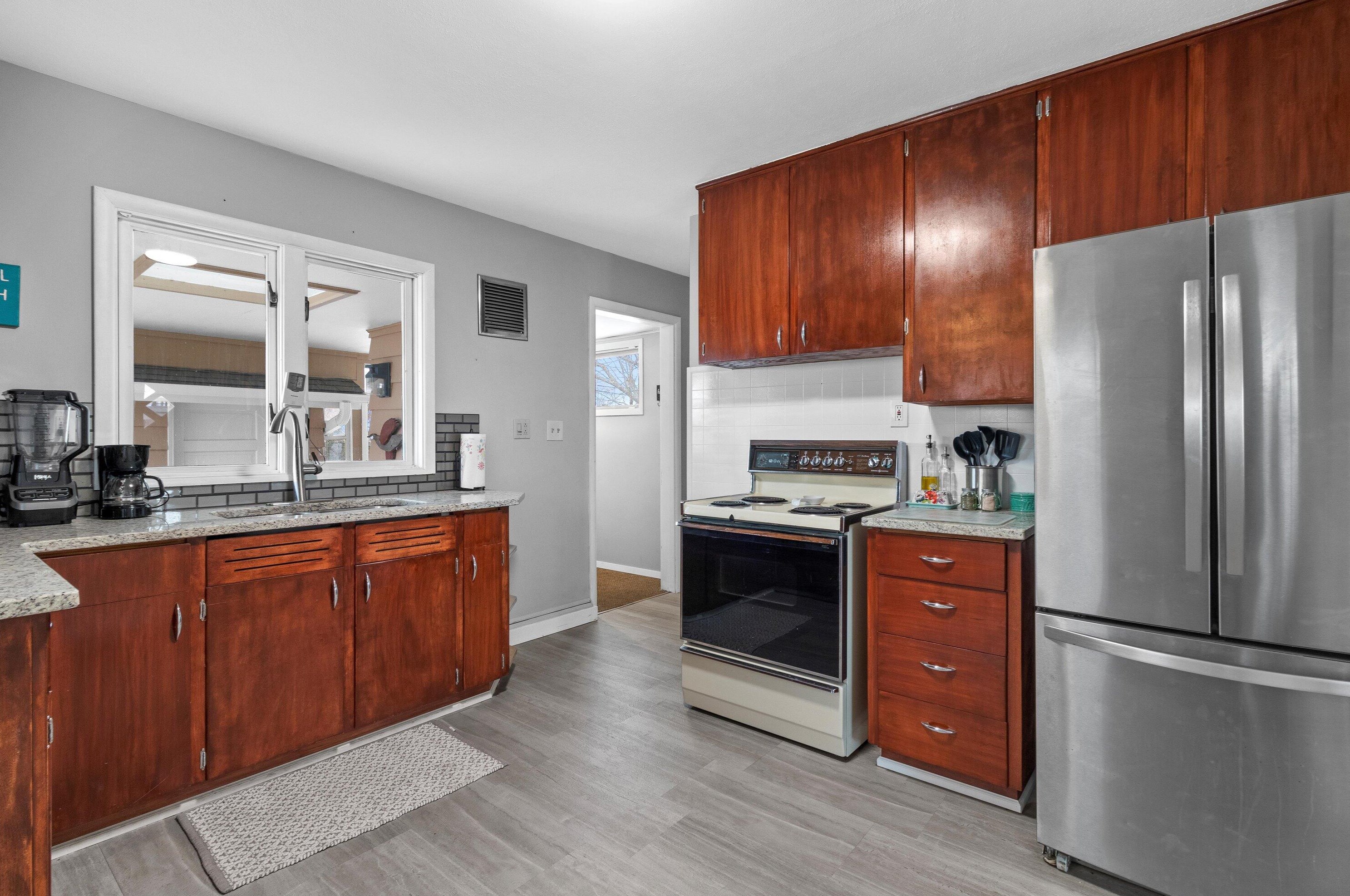 3643 S Moorland Rd, Waukesha, WI 53151