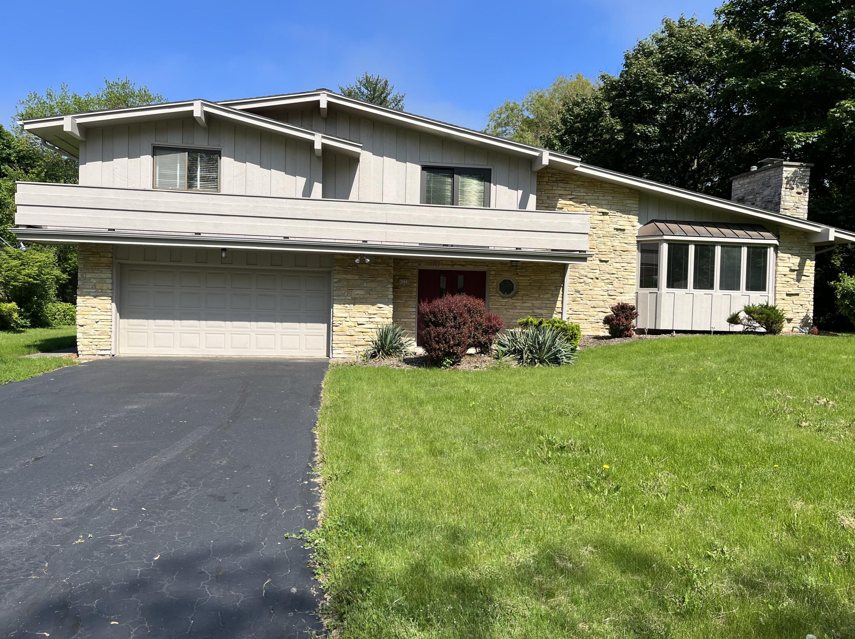 8430 N Greenvale Rd, Milwaukee, WI 53217