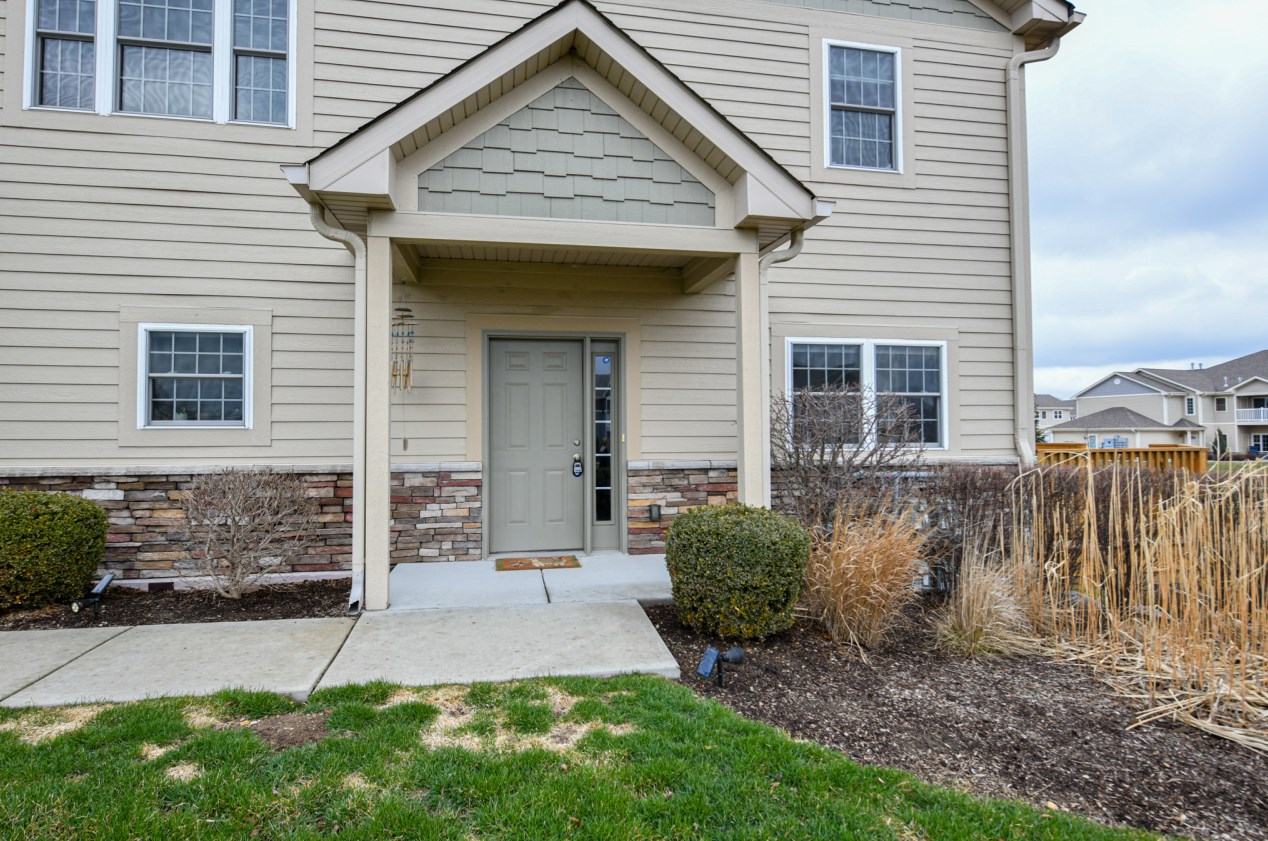 1150 Park Dr #905, Lake Geneva, WI 53147
