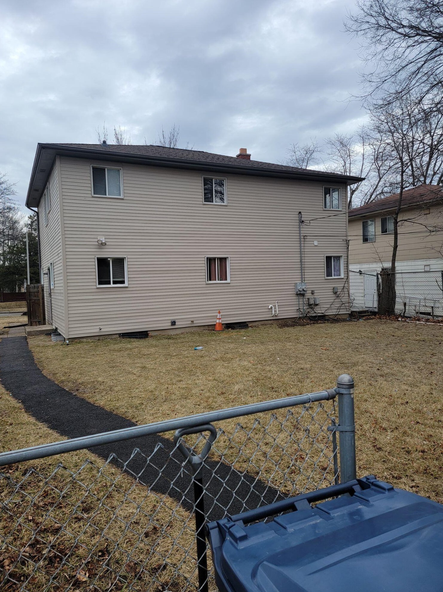 6337 Thurston Ave, Milwaukee, WI 53218-2345