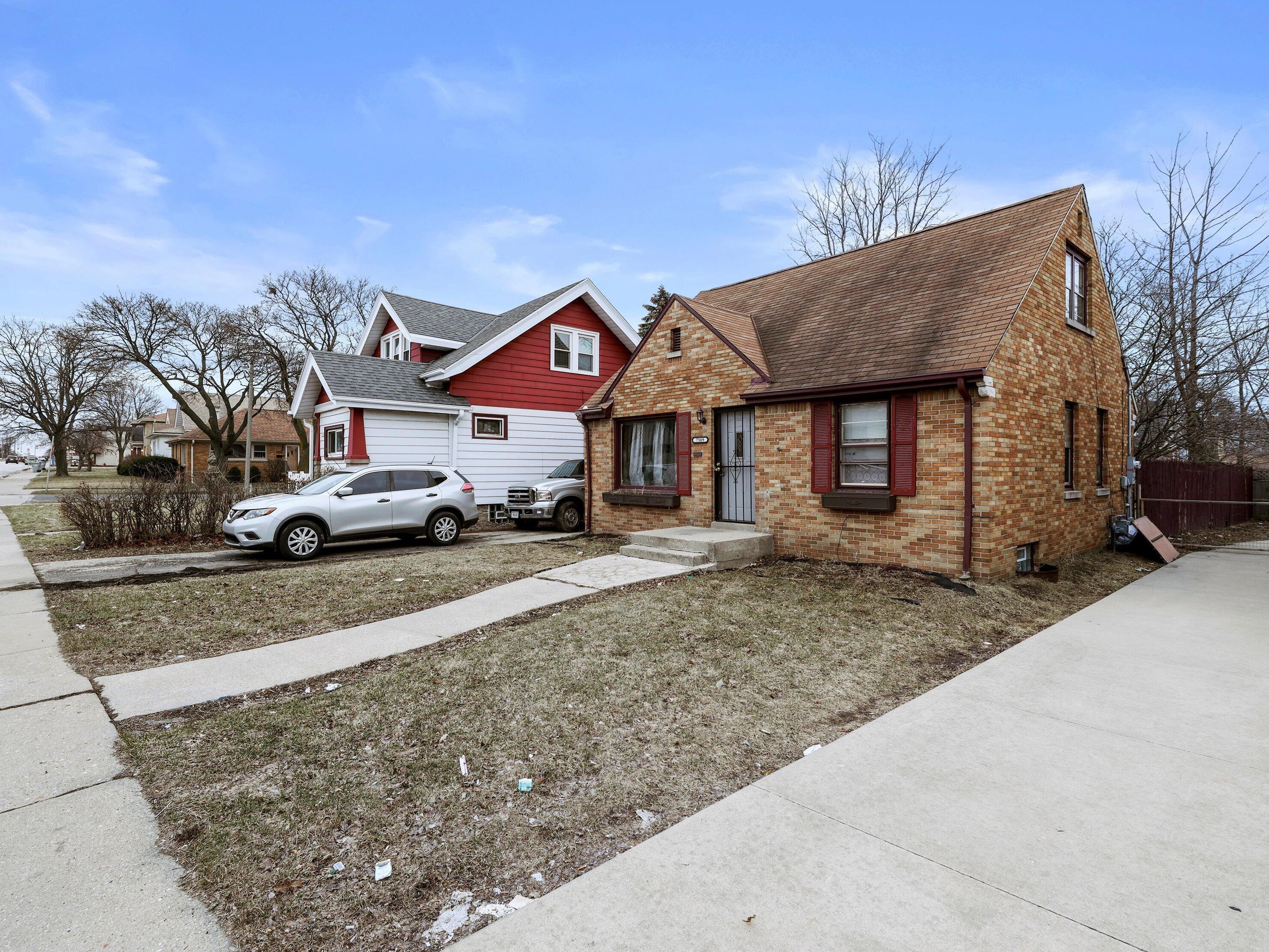7509 W Burleigh St, Milwaukee, WI 53210