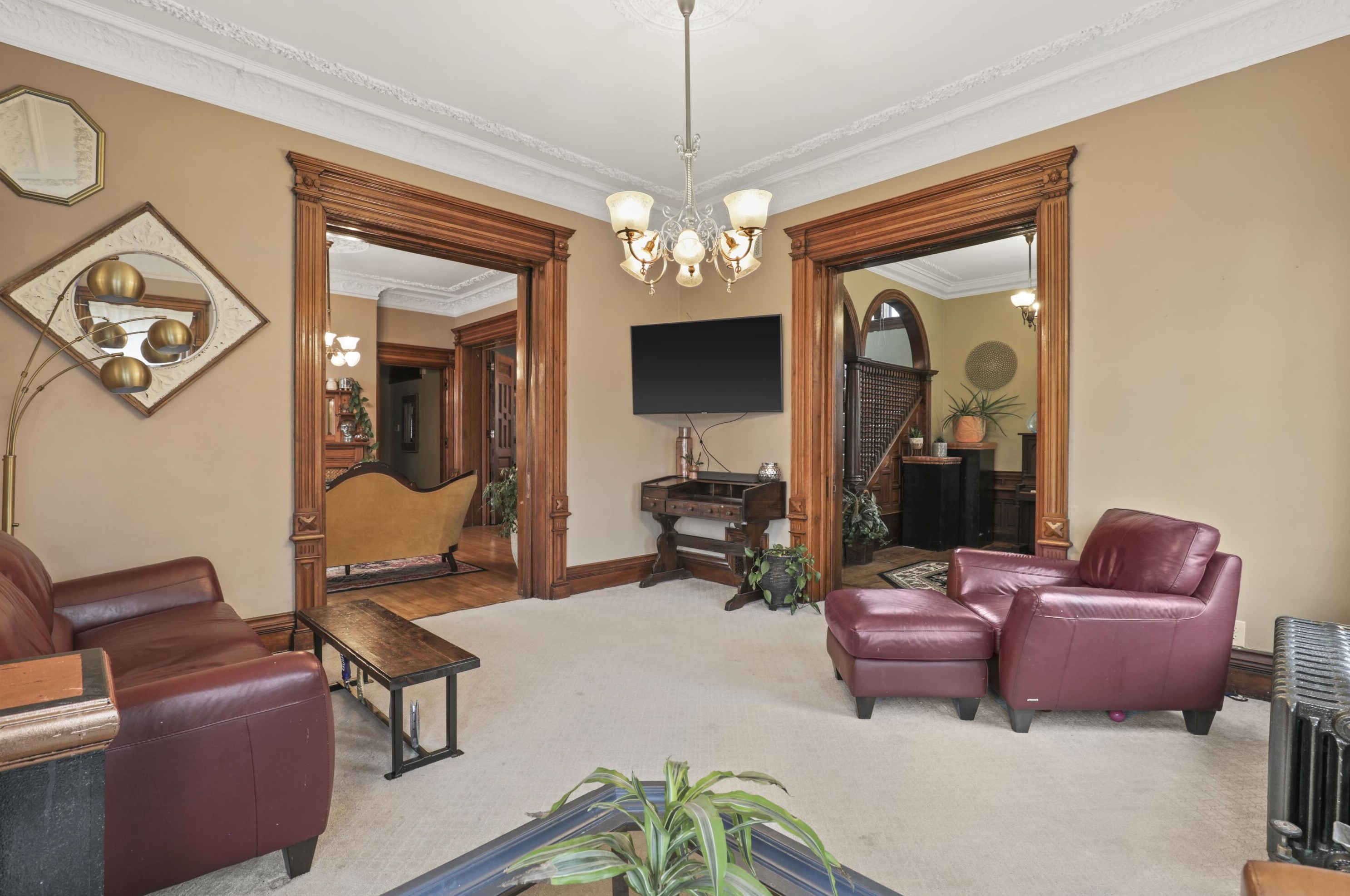 2126 Juneau Ave, Milwaukee WI 53233-1119 exterior