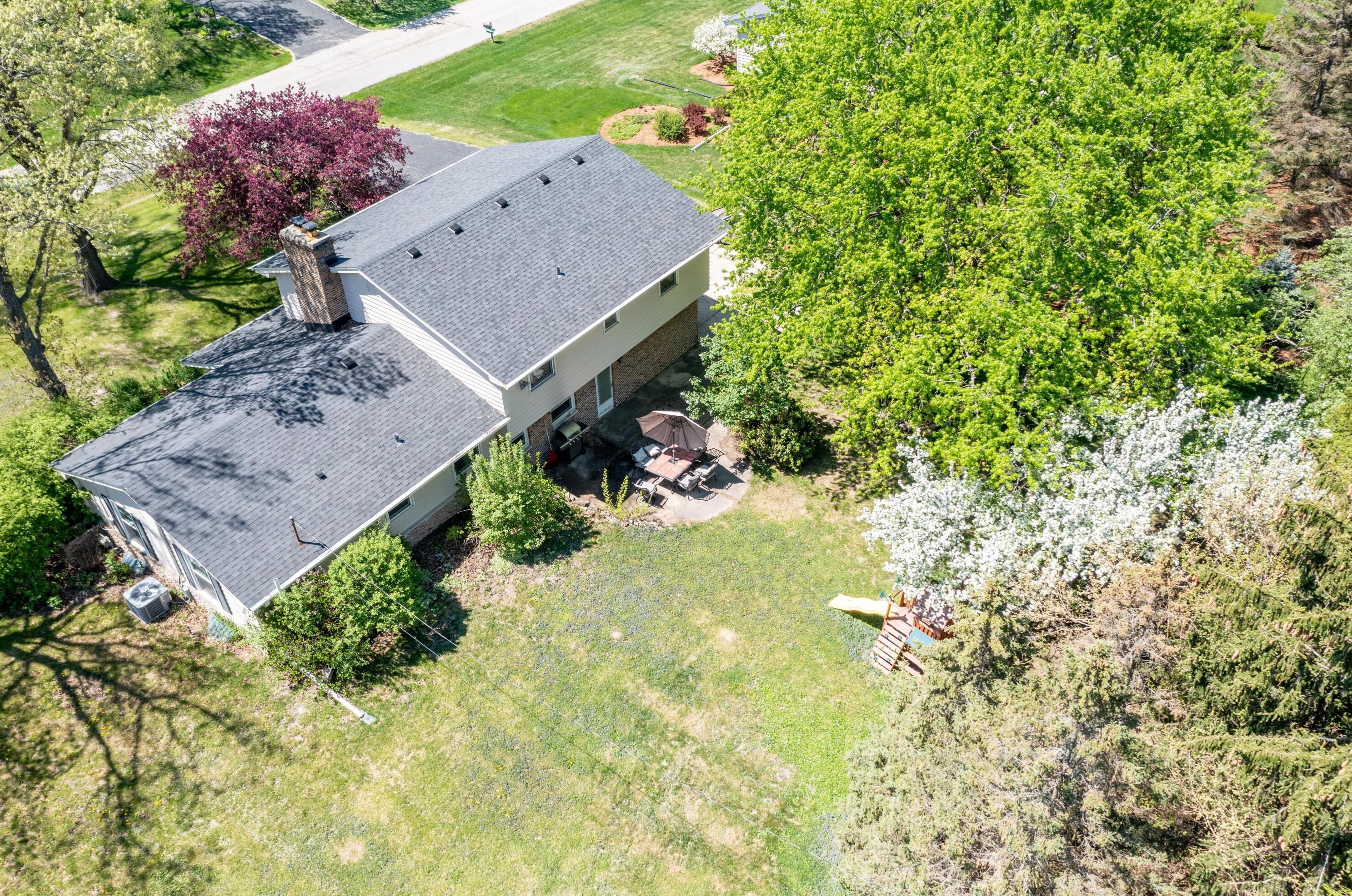 17840 Redvere Dr, Brookfield, WI 53045