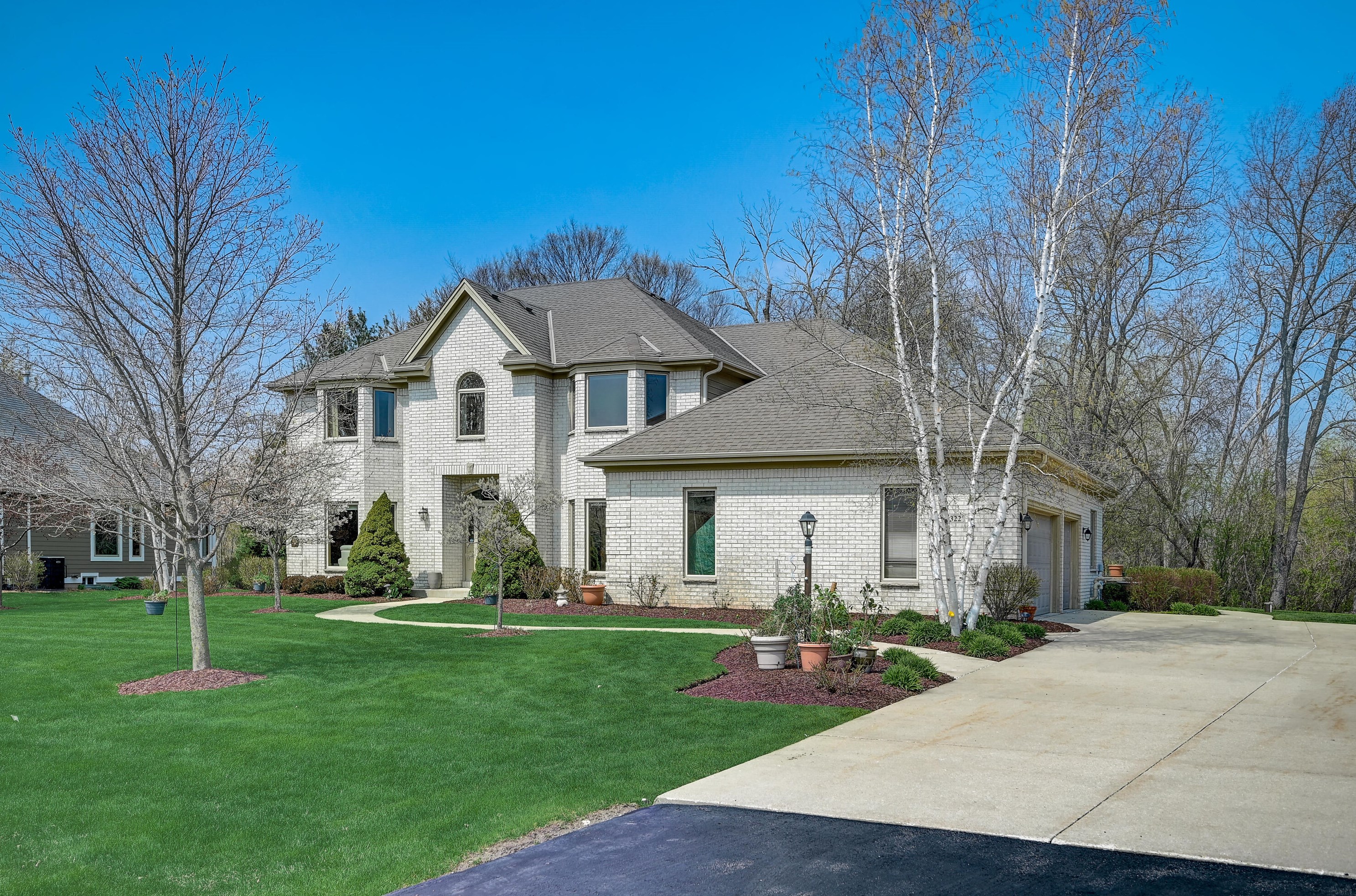 5322 Alexander Dr, Racine, WI 53402-9423
