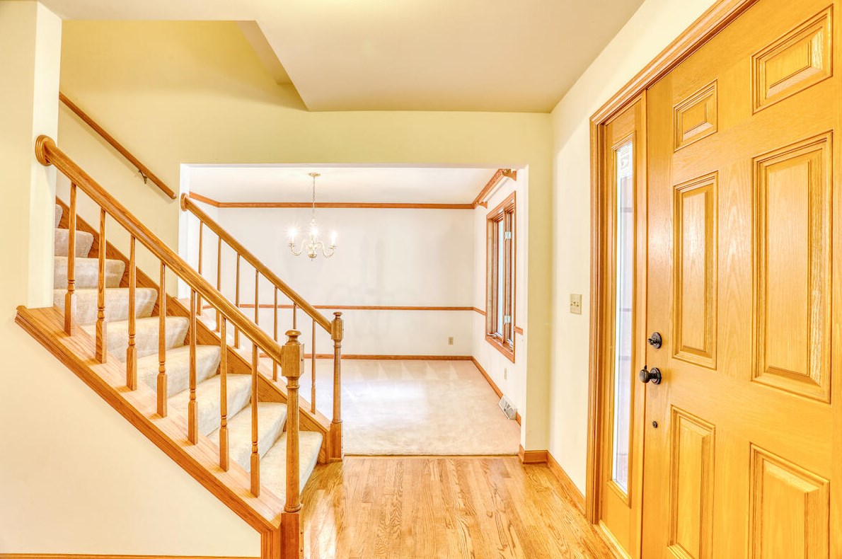 7706 Weeping Willow Ct, Hales Corners, WI 53132-8533