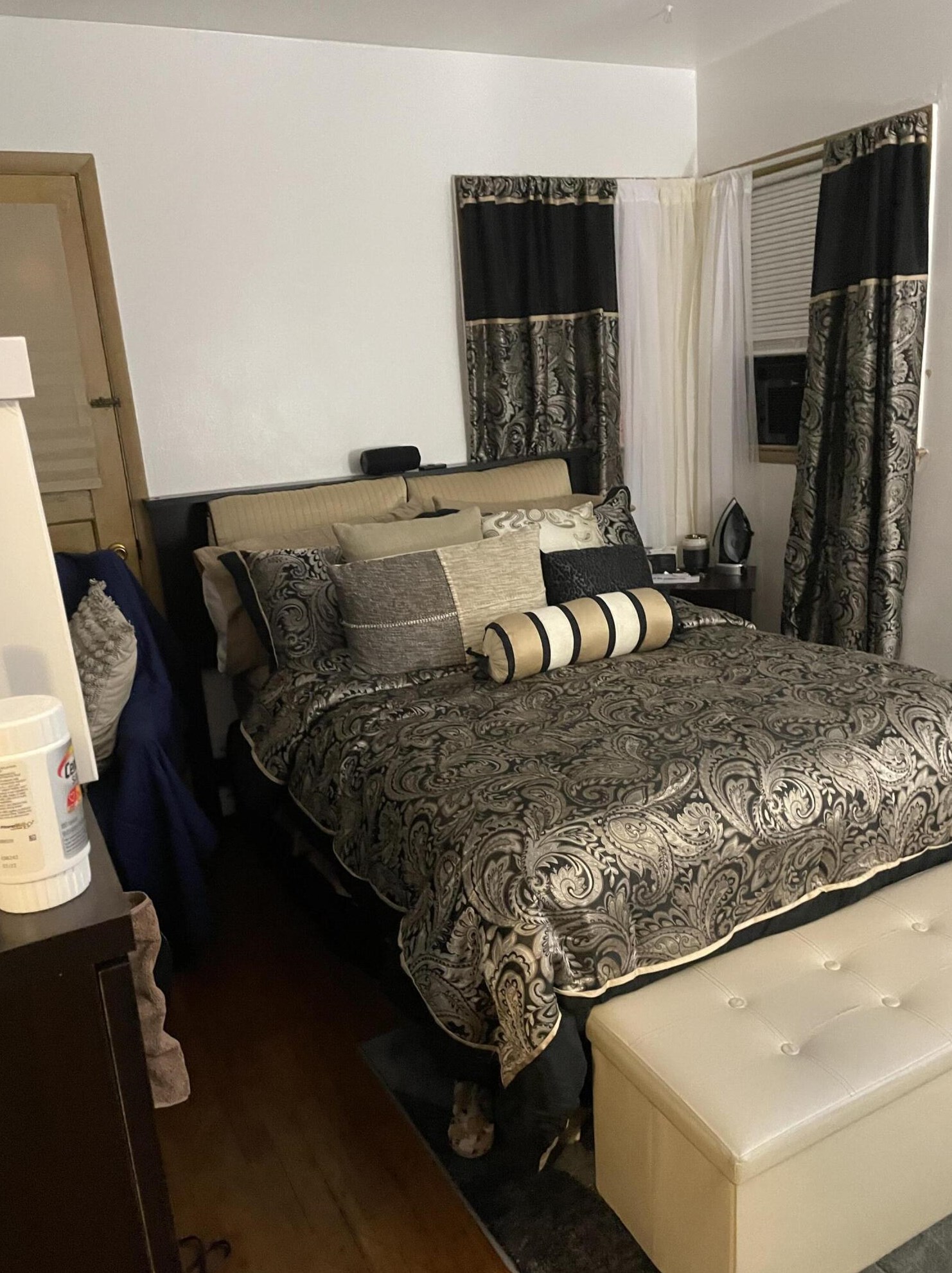 3954 72nd St, Milwaukee WI 53220-2347 exterior