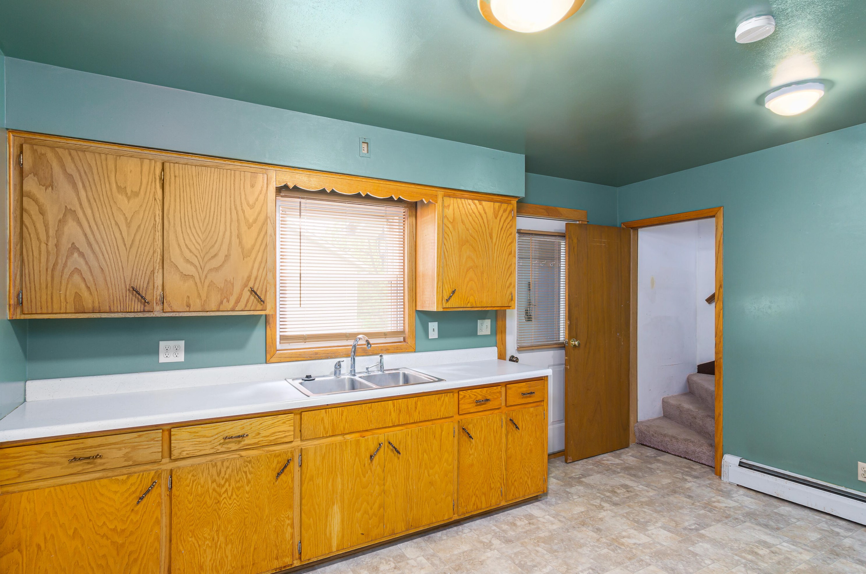 317 John St, Mayville, WI 53050-1214