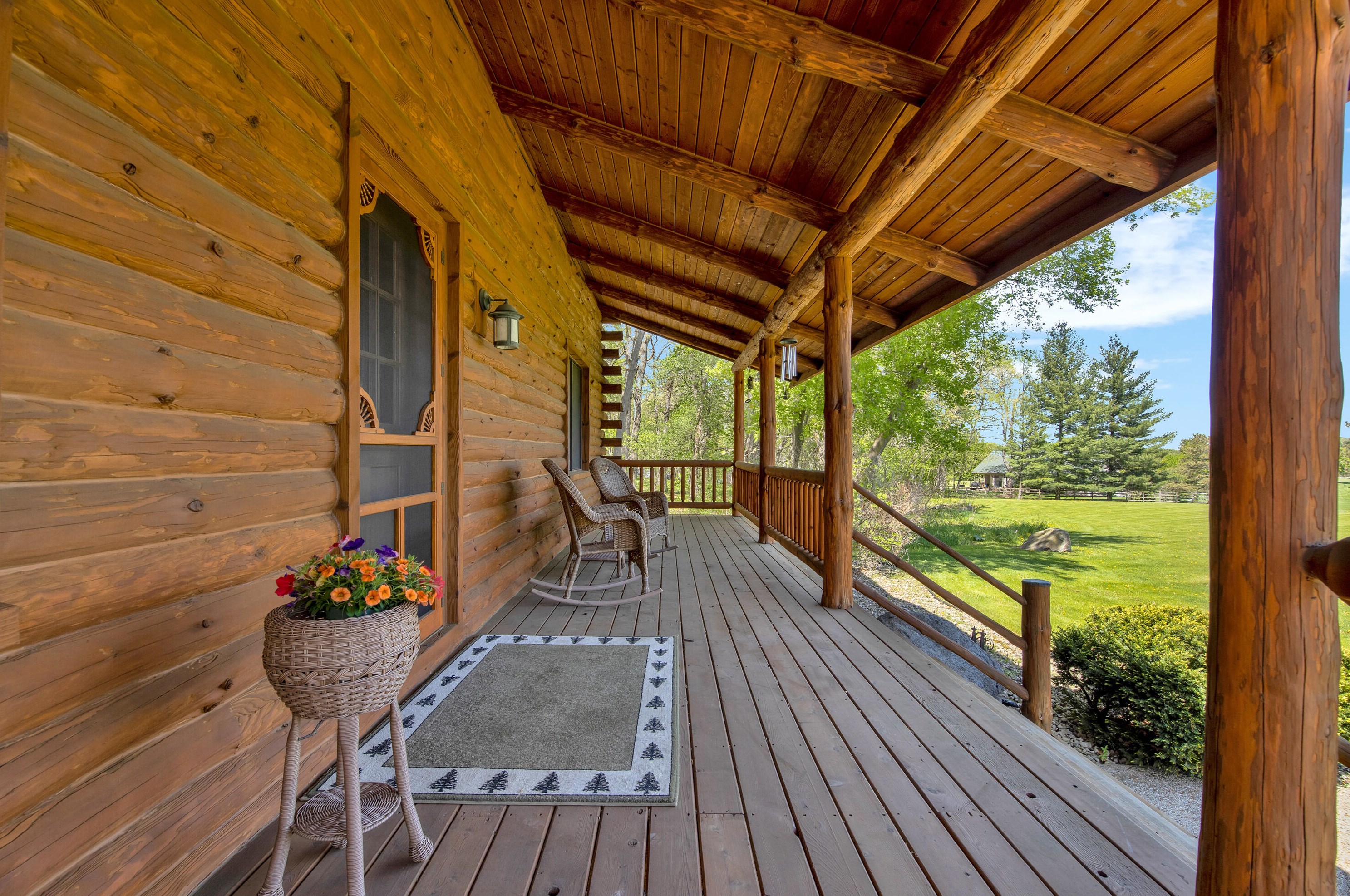 28215 Bushnell Rd, Lyons, WI 53105-9418