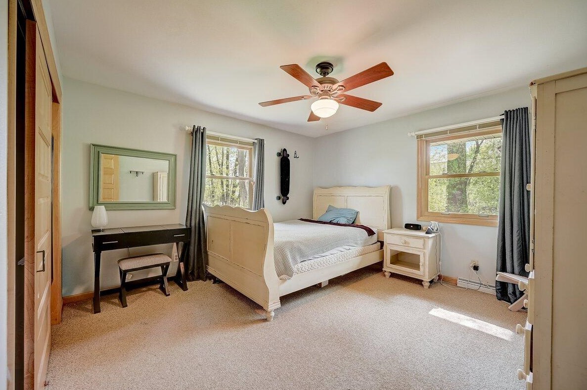 19050 Lothmoor Drive Lower, Brookfield WI  53045-4190 exterior