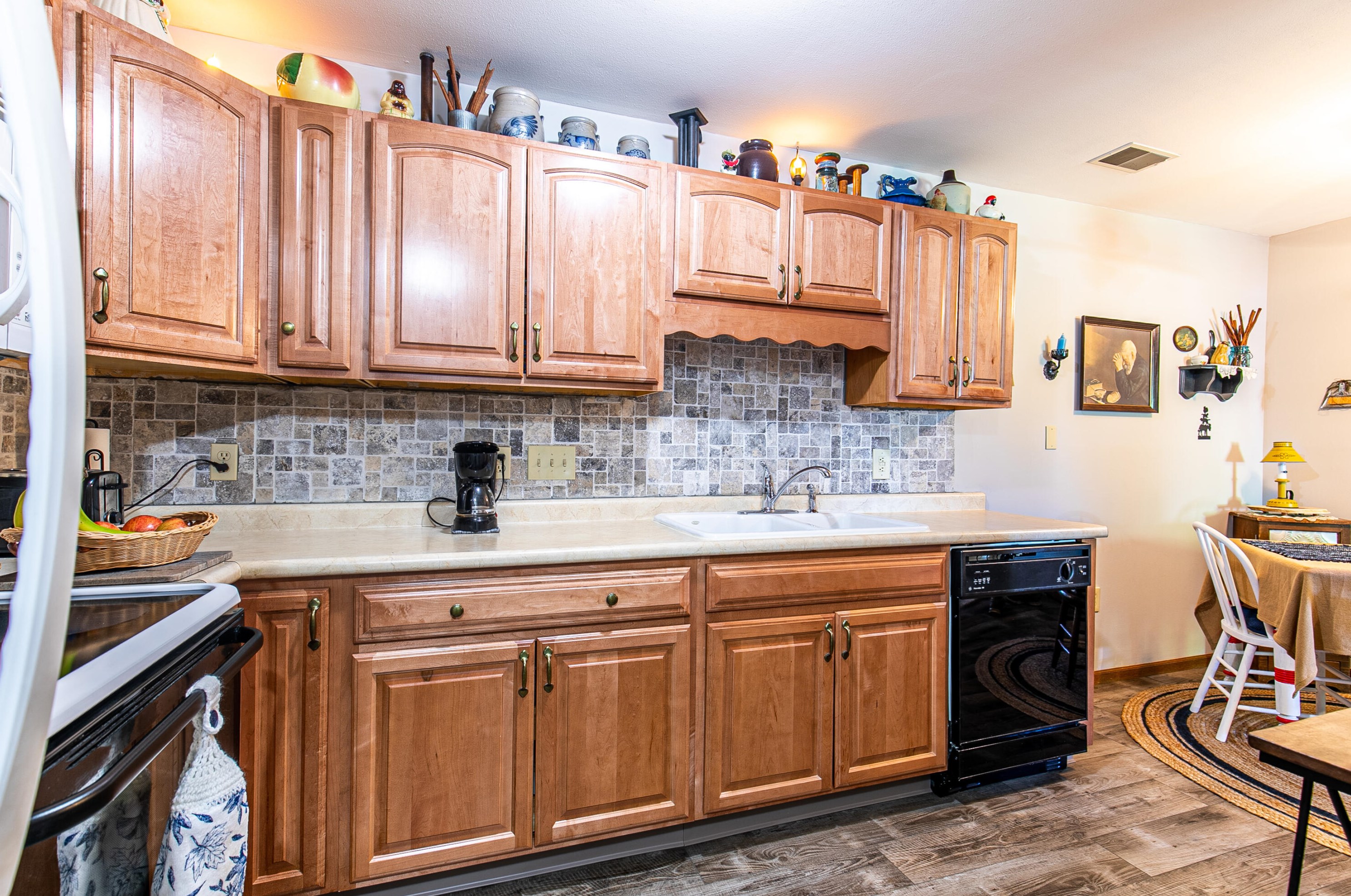 1231 Sunnyslope Dr, Racine, WI 53406-3483
