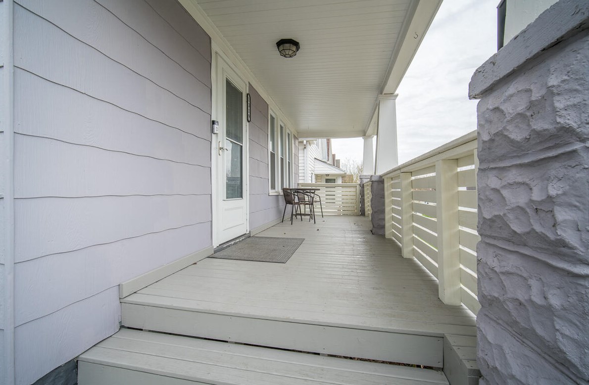 1319 Monroe Ave, South Milwaukee, WI 53172-1927