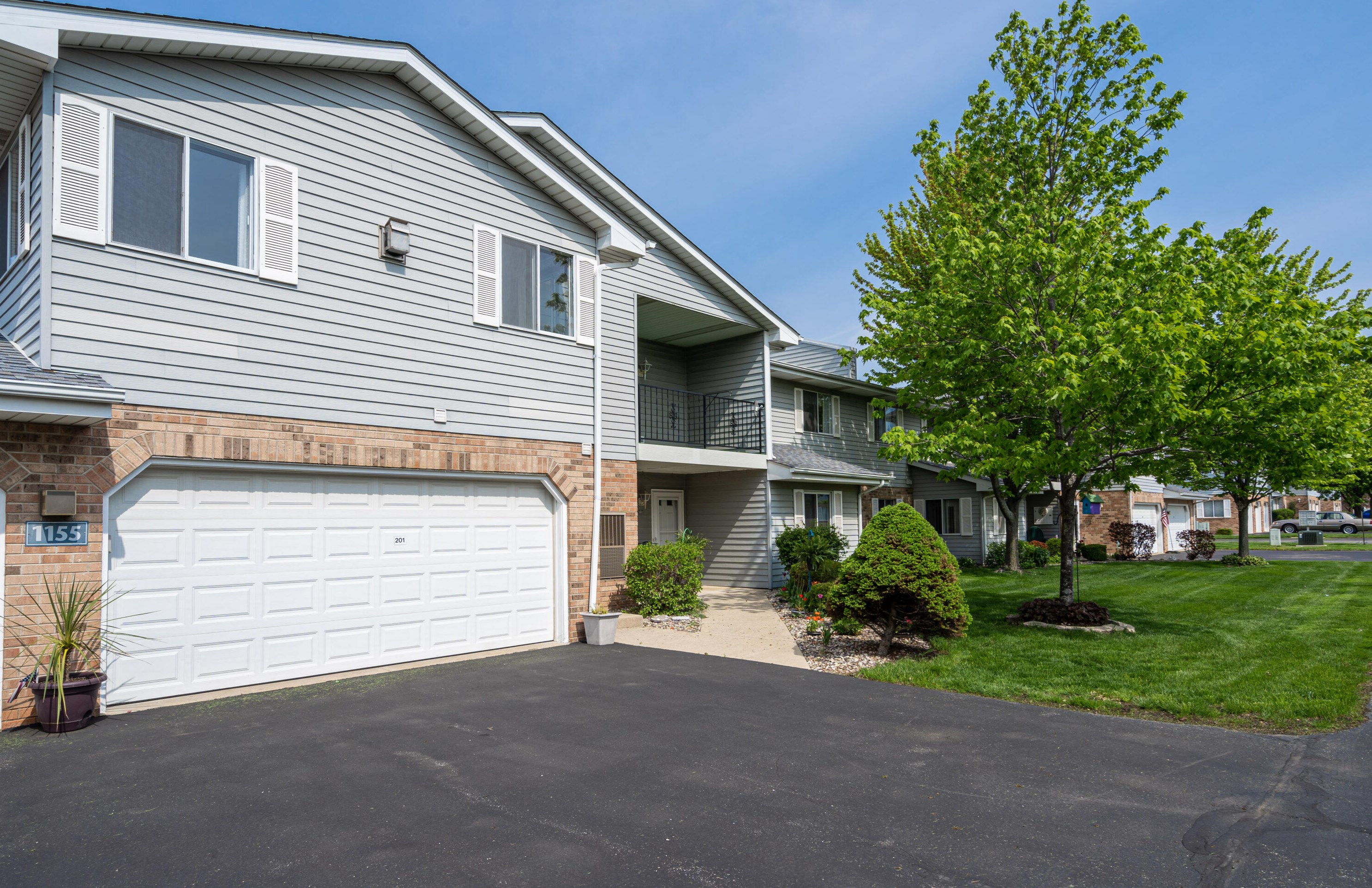 1155 Sunnyslope Dr, Racine WI  53406-6313 exterior