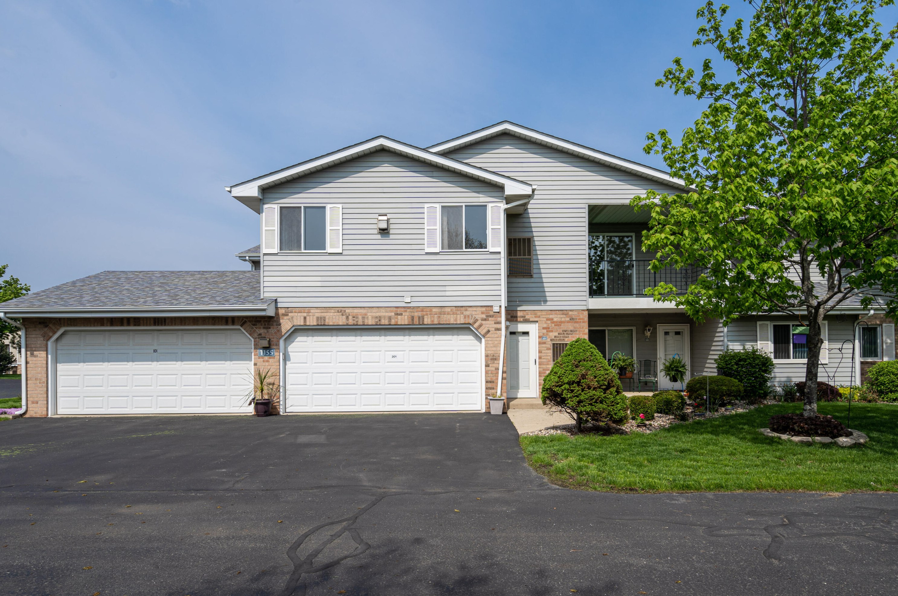 1155 Sunnyslope Dr, Racine, WI 53406-6313