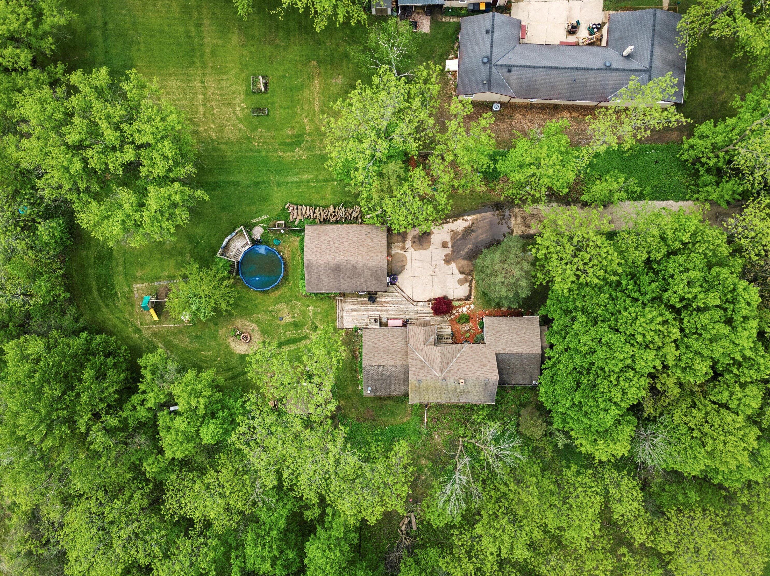 8034 20th St, Oak Creek, WI 53154-2702
