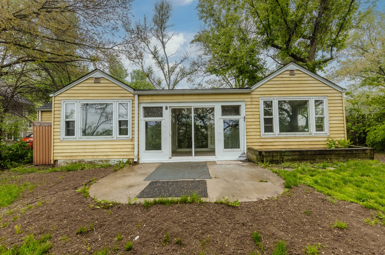 33320 Fairview Ct, Lyons, WI 53105-9291