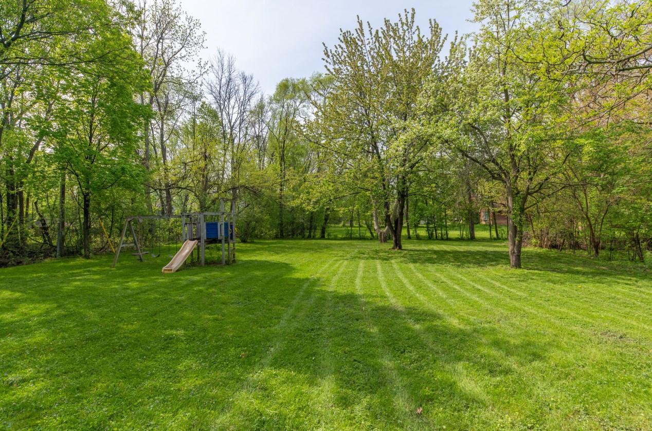 16955 Gebhardt Rd, Brookfield, WI 53005-5166