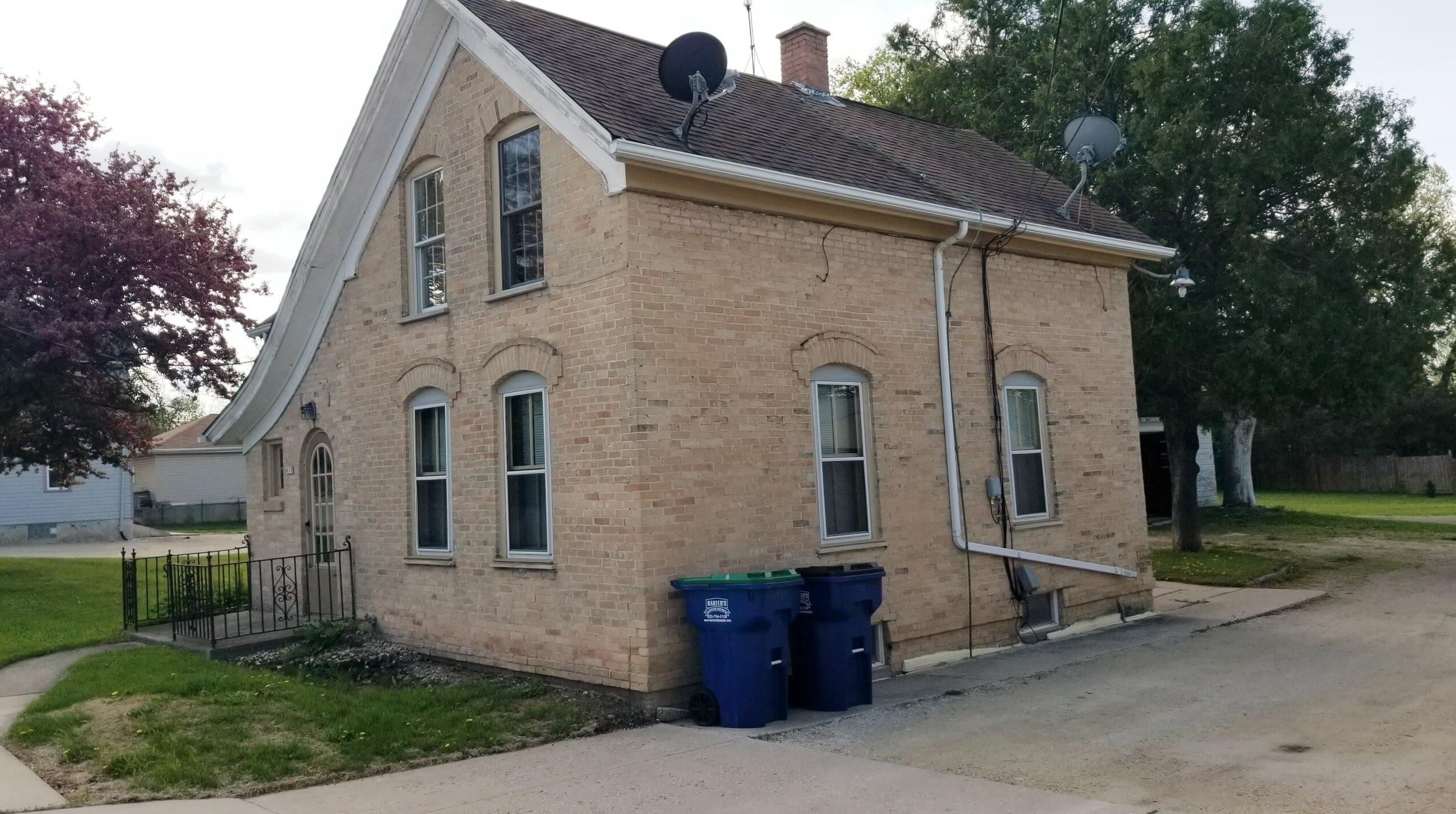 415 Fredonia Ave #421, Waubeka, WI 53021