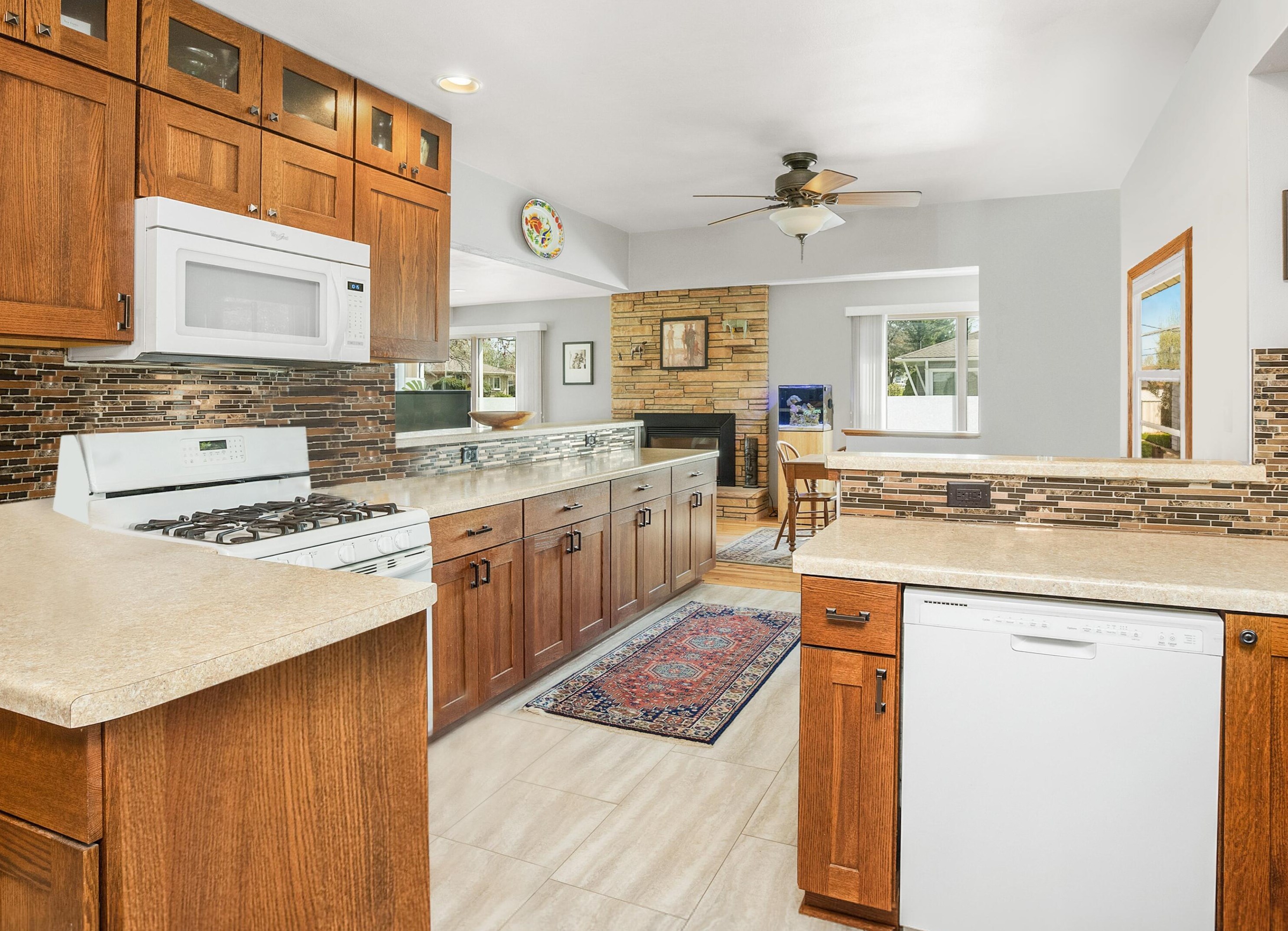 1401 Manistique Ave, South Milwaukee WI  53172-3049 exterior