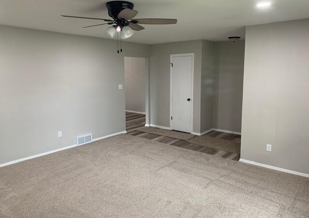 485 Estates Pl, Oak Creek, WI 53154-5121