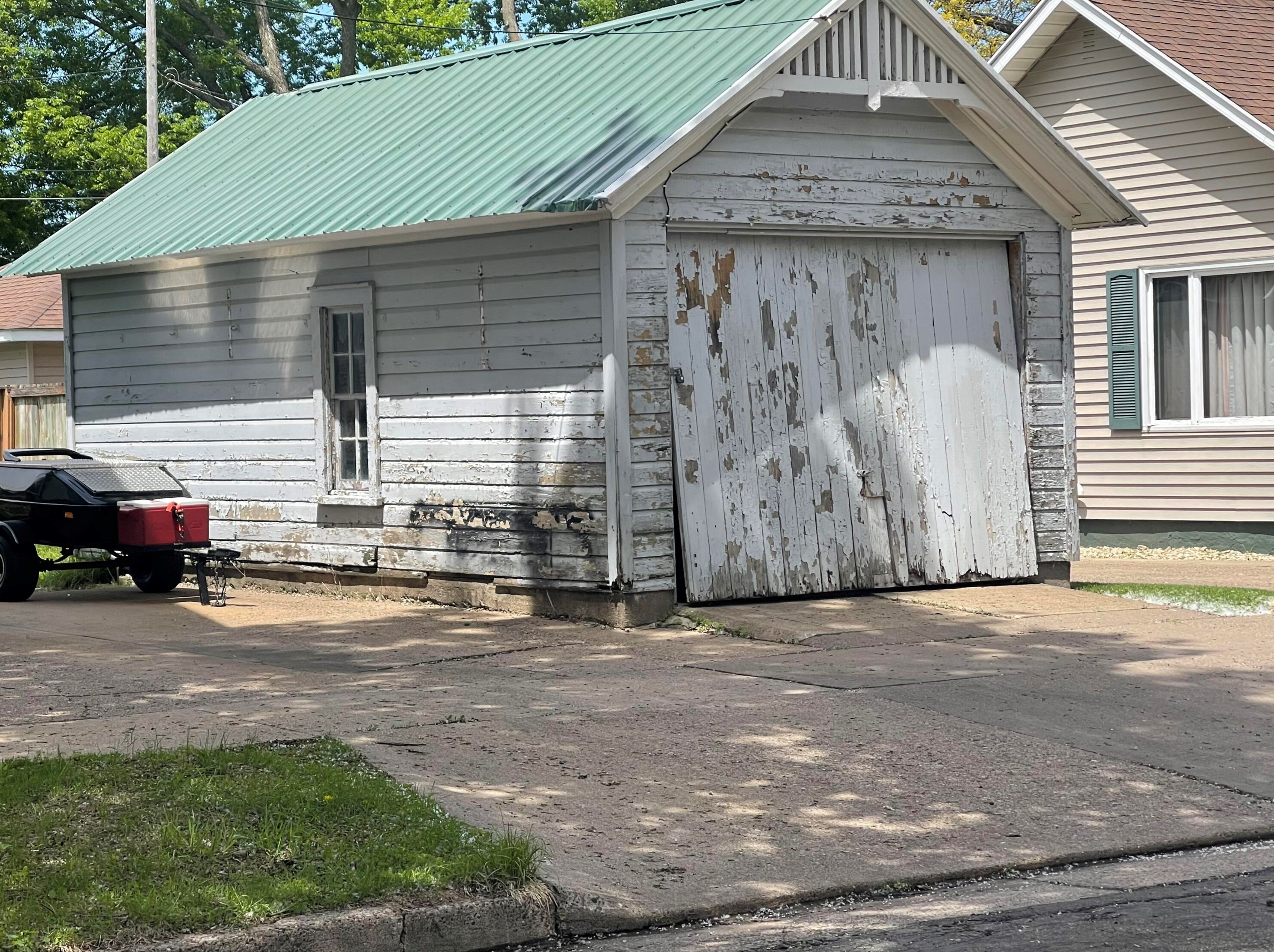 850 5th St, Wilson MN  55987-5111 exterior