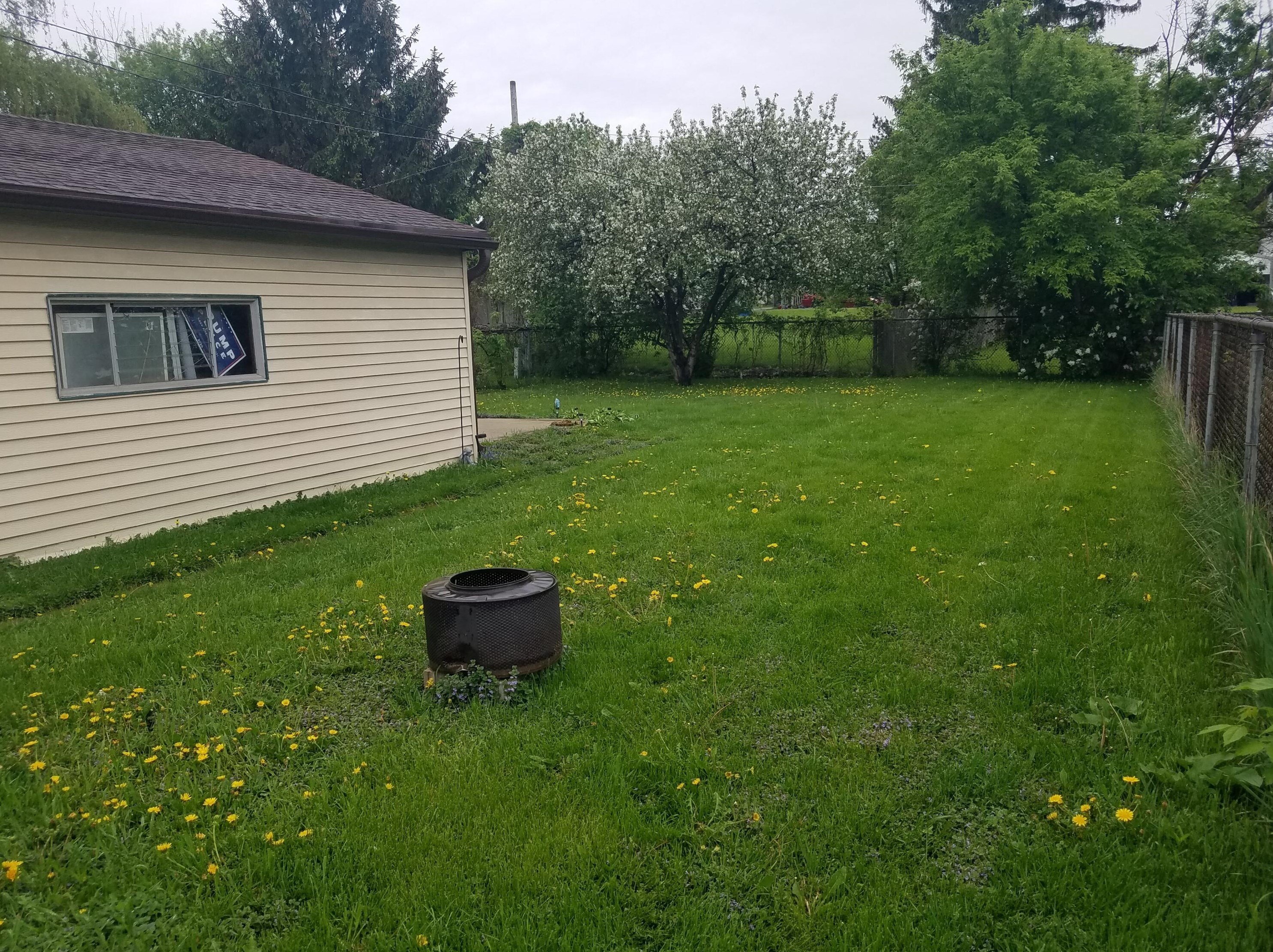 5032 39th Ave, Kenosha, WI 53144