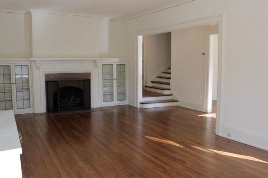 3132 N Shepard Ave, Milwaukee, WI 53211