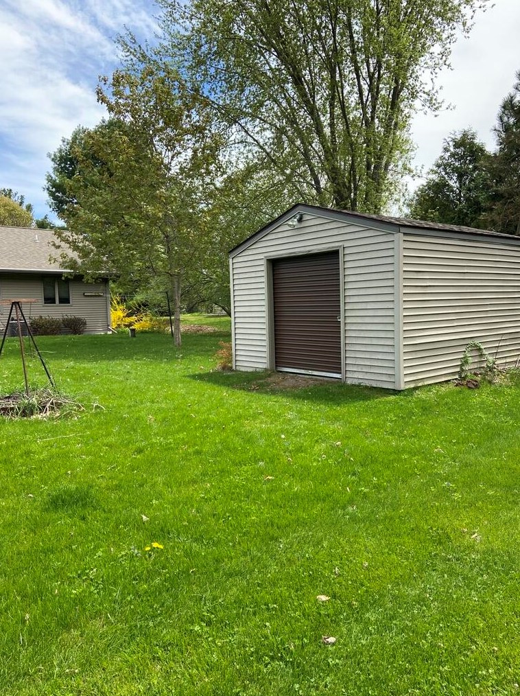 3426 34th St, Sheboygan, WI 53083-2657