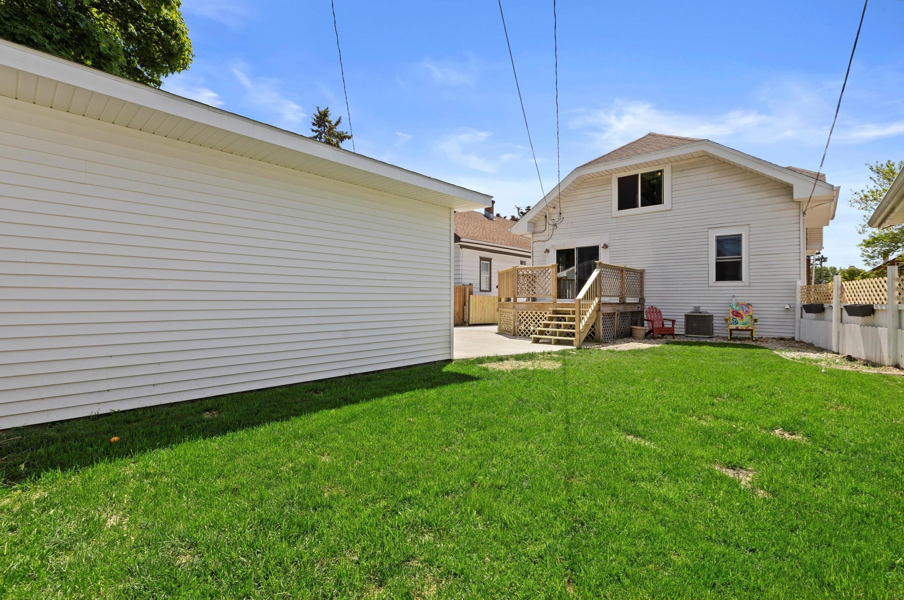 1020 William St, Racine WI 53402-4156 exterior