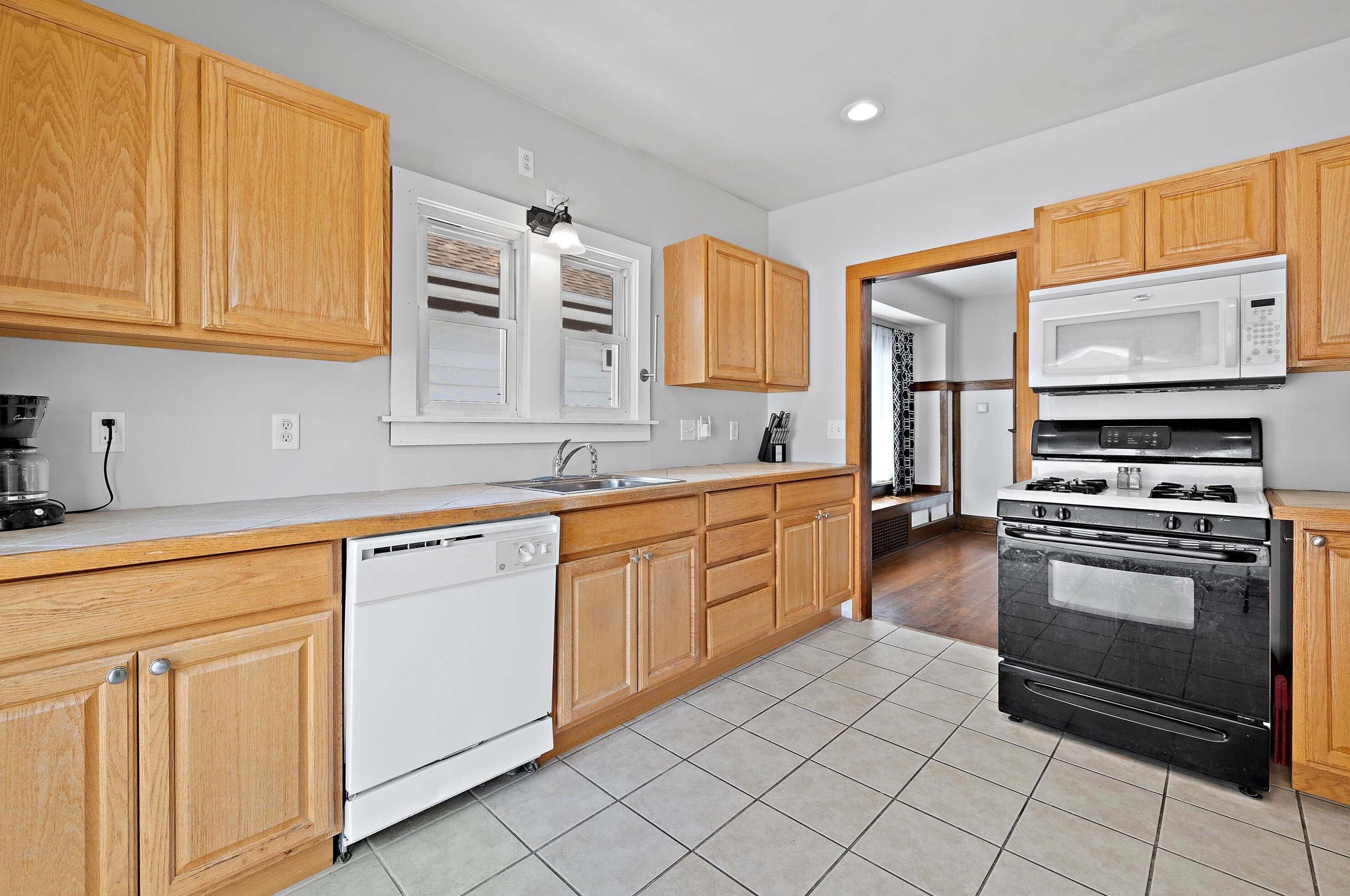 1020 William St, Racine WI 53402-4156 exterior