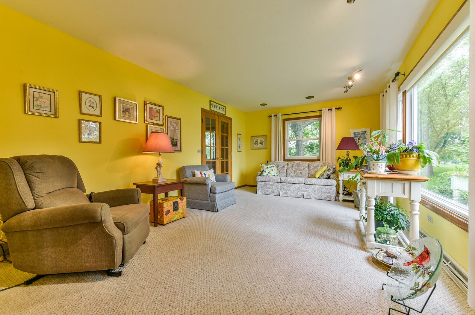 542 Horns Corners Rd, Cedarburg, WI 53012