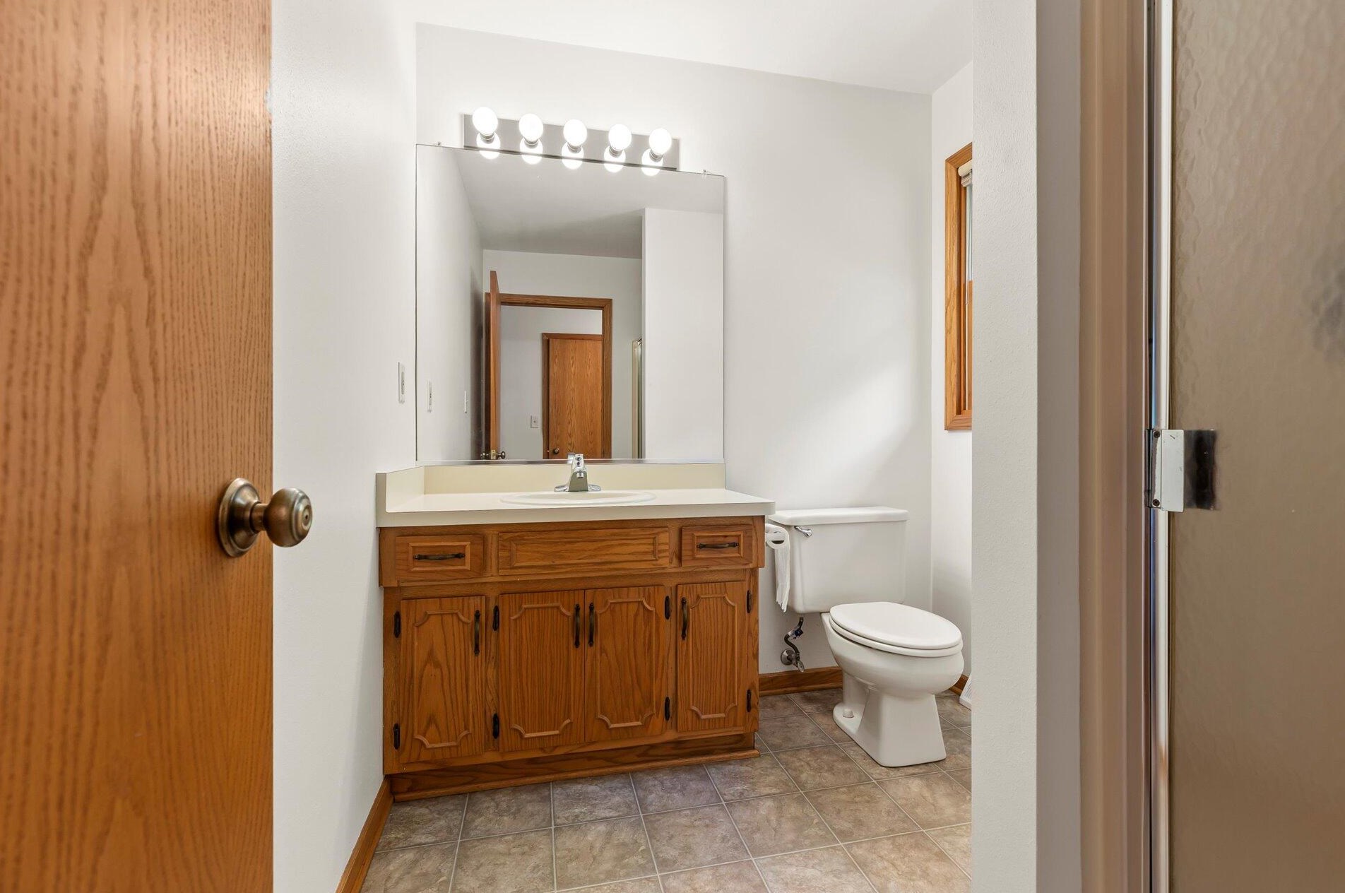 1420 Autumn Dr, Racine WI 53402-1813 exterior