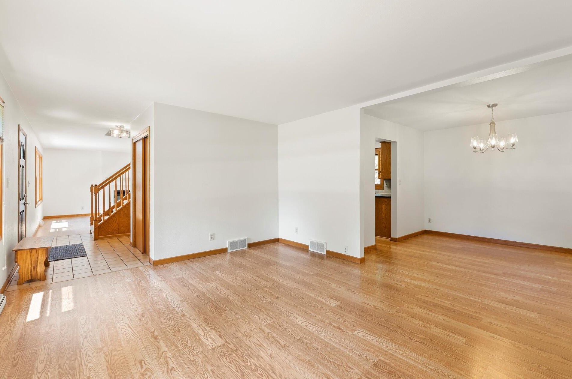 1420 Autumn Dr, Racine WI 53402-1813 exterior